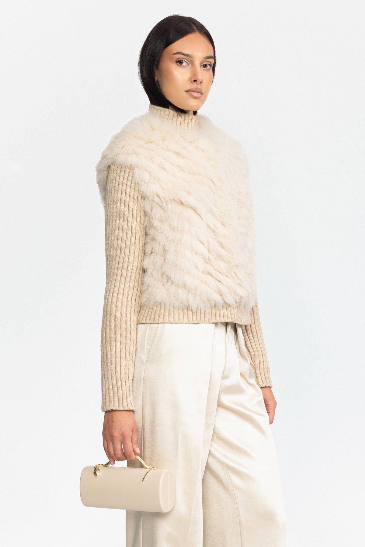 Veste en fourrure de renard tricotée à manches en maille côtelée - Beige