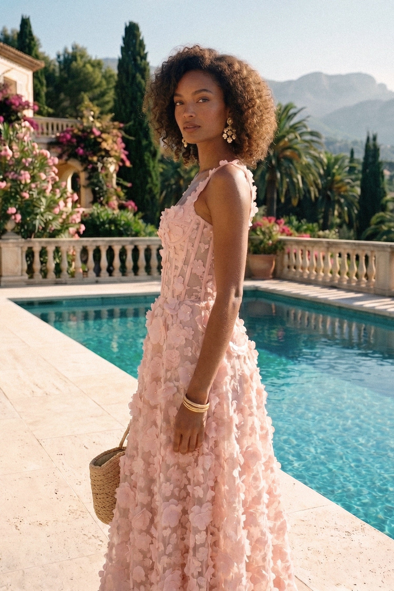 Robe longue à appliqués floraux avec bustier corseté - Rose