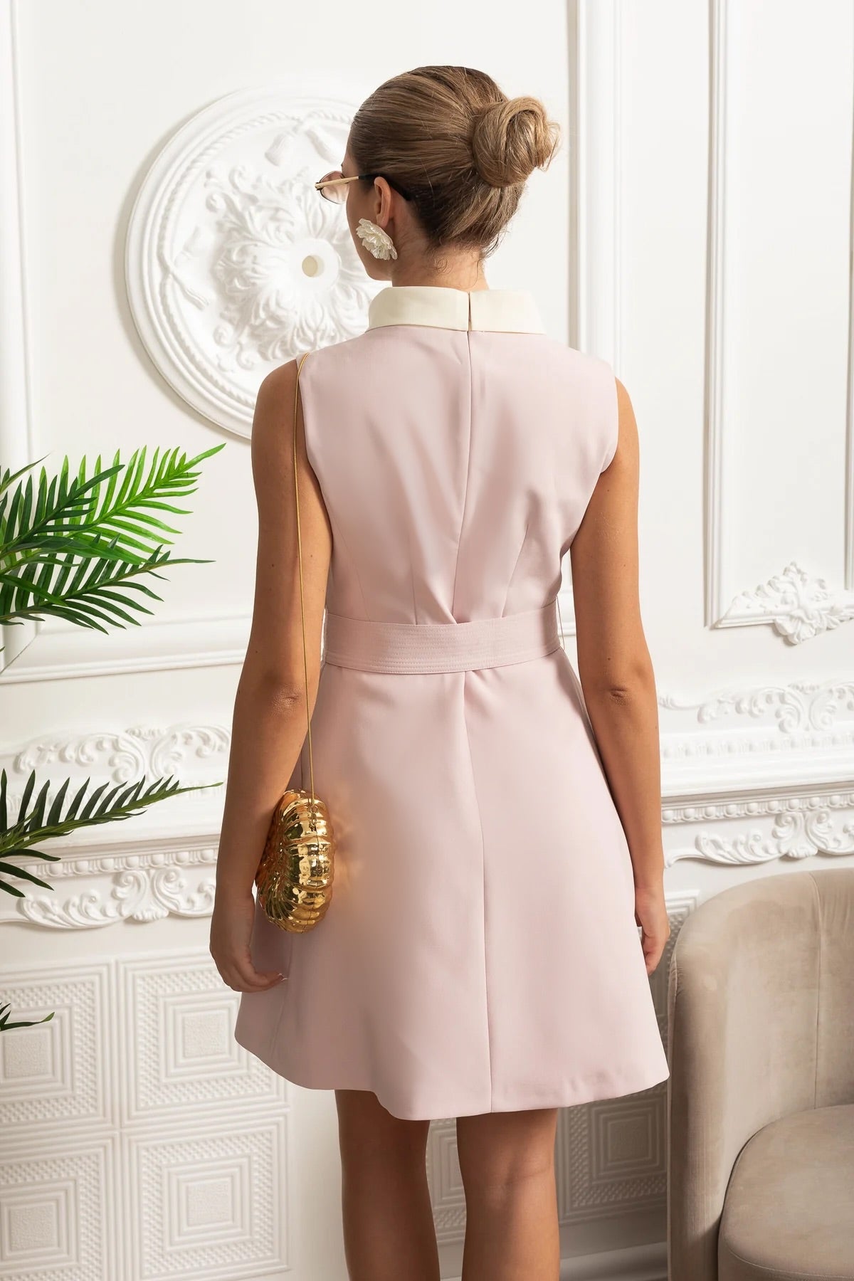 Contrasting Collar Bow-Waist Sleeveless Mini Dress - Pink