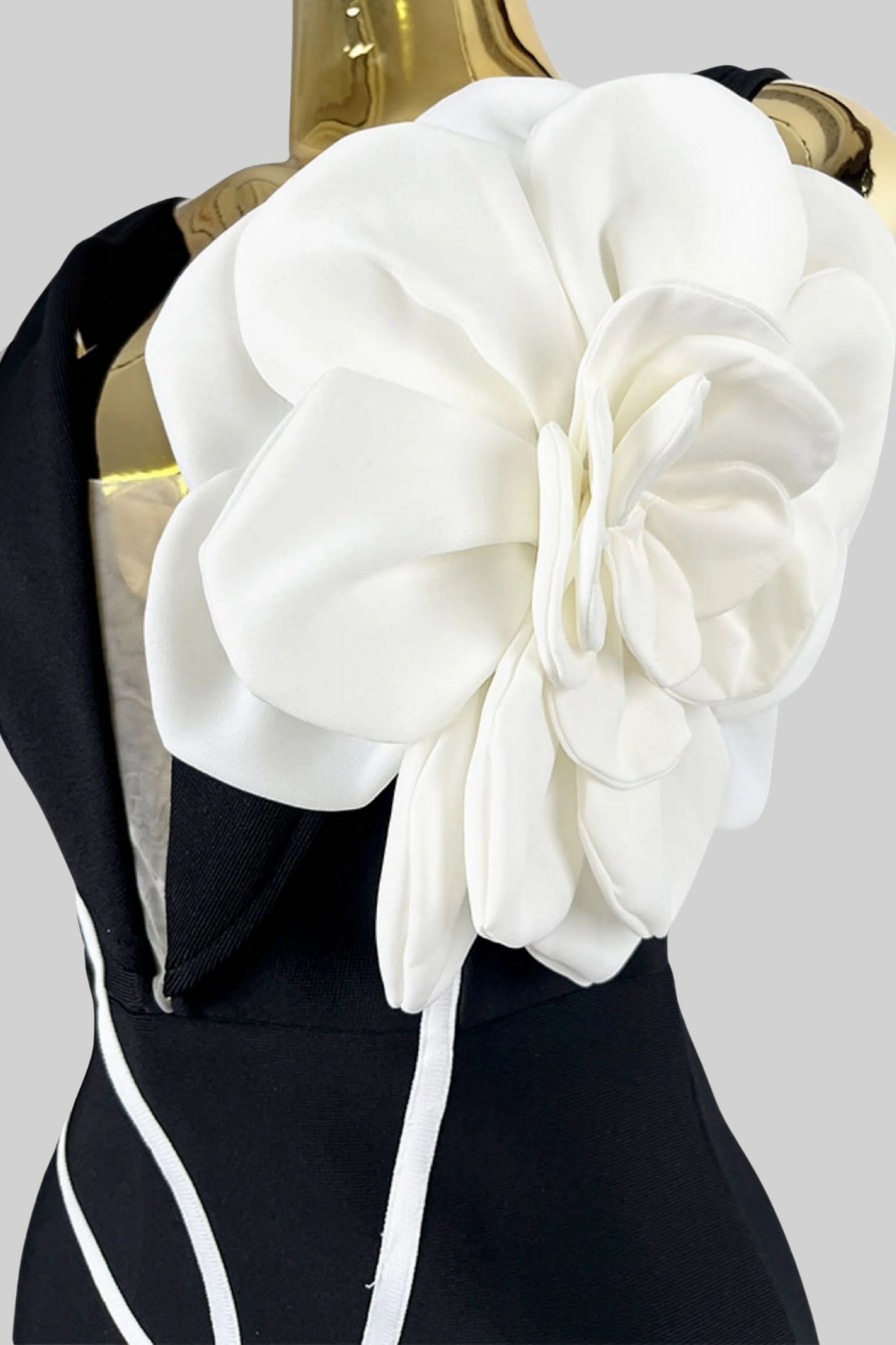 Floral Appliqué Midi Dress With Plunging Neckline – Black & White