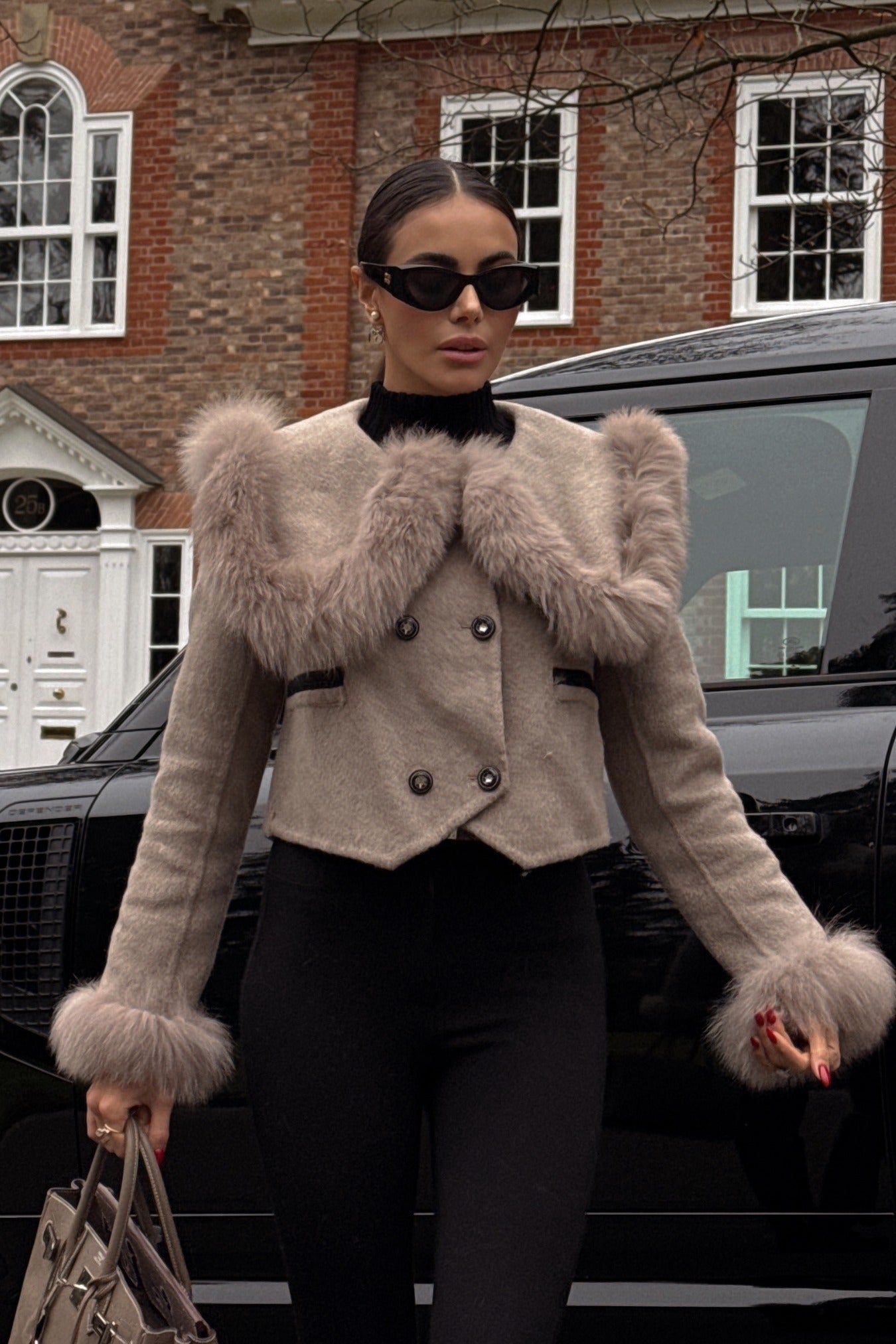 Veste Cropped Croisée à Double Boutonnage avec Ornement de Col en Fourrure - Marron
