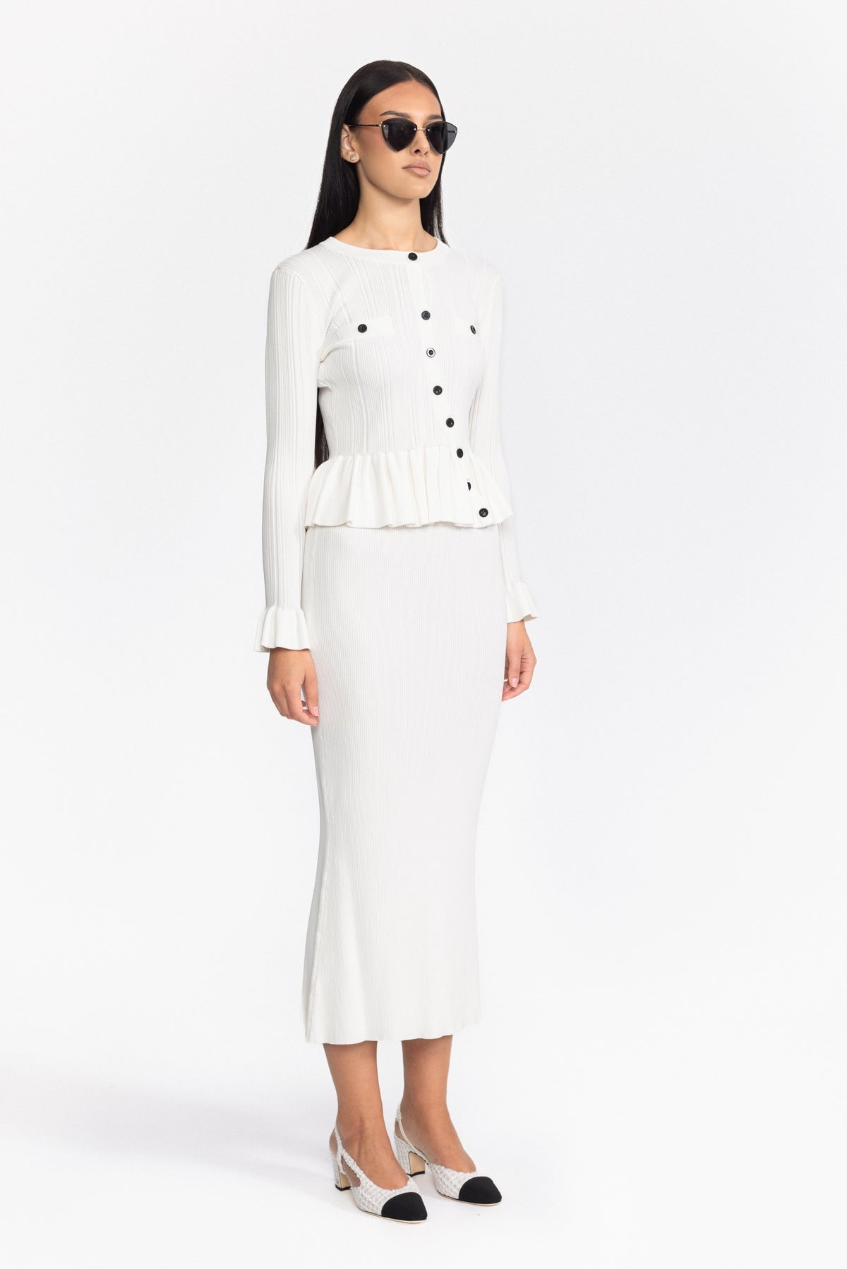 Ensemble cardigan péplum en maille côtelée et jupe midi - Blanc