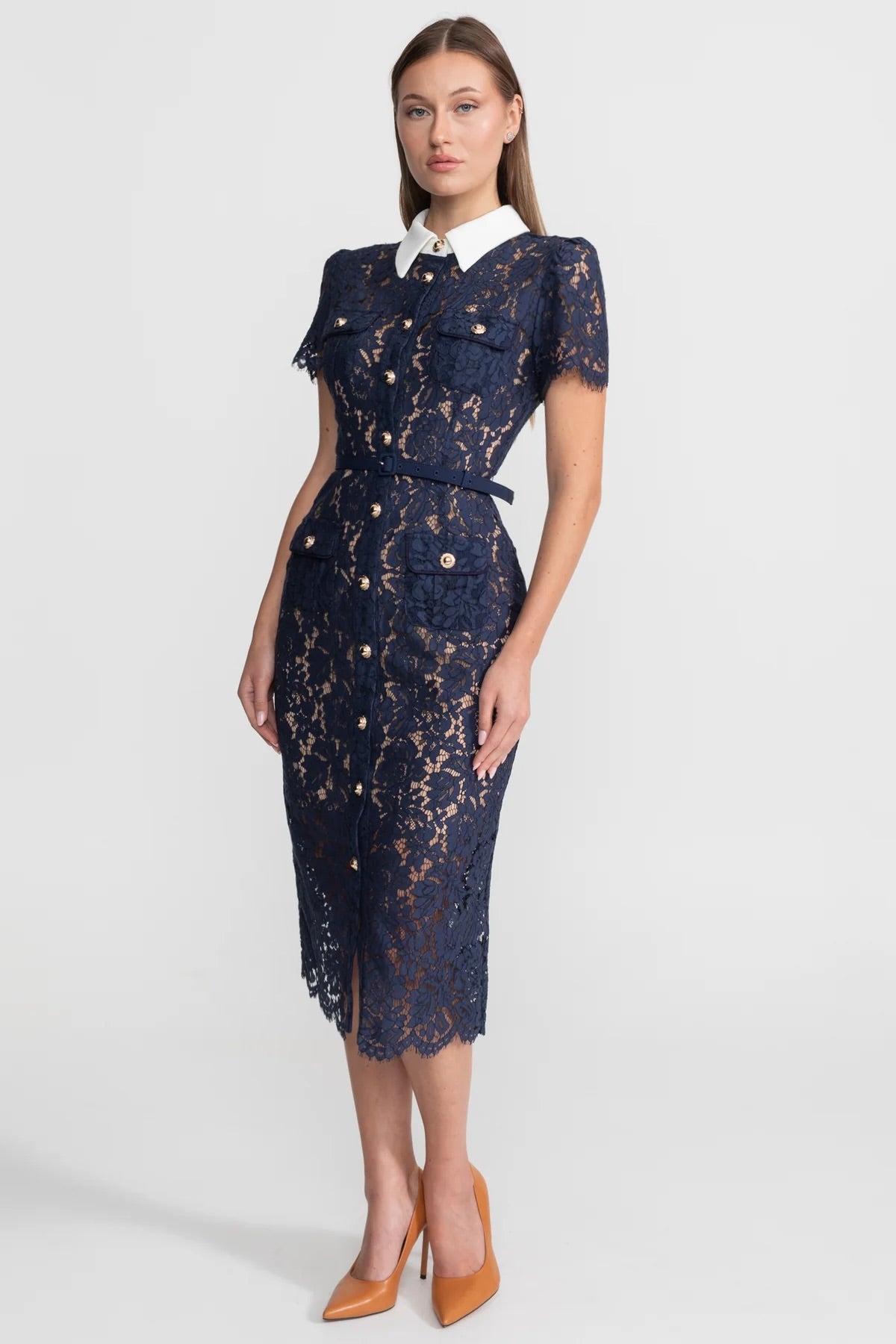 Robe Midi en Dentelle Florale avec Col Tailleur et Taille Ceinturée - Bleu Marine