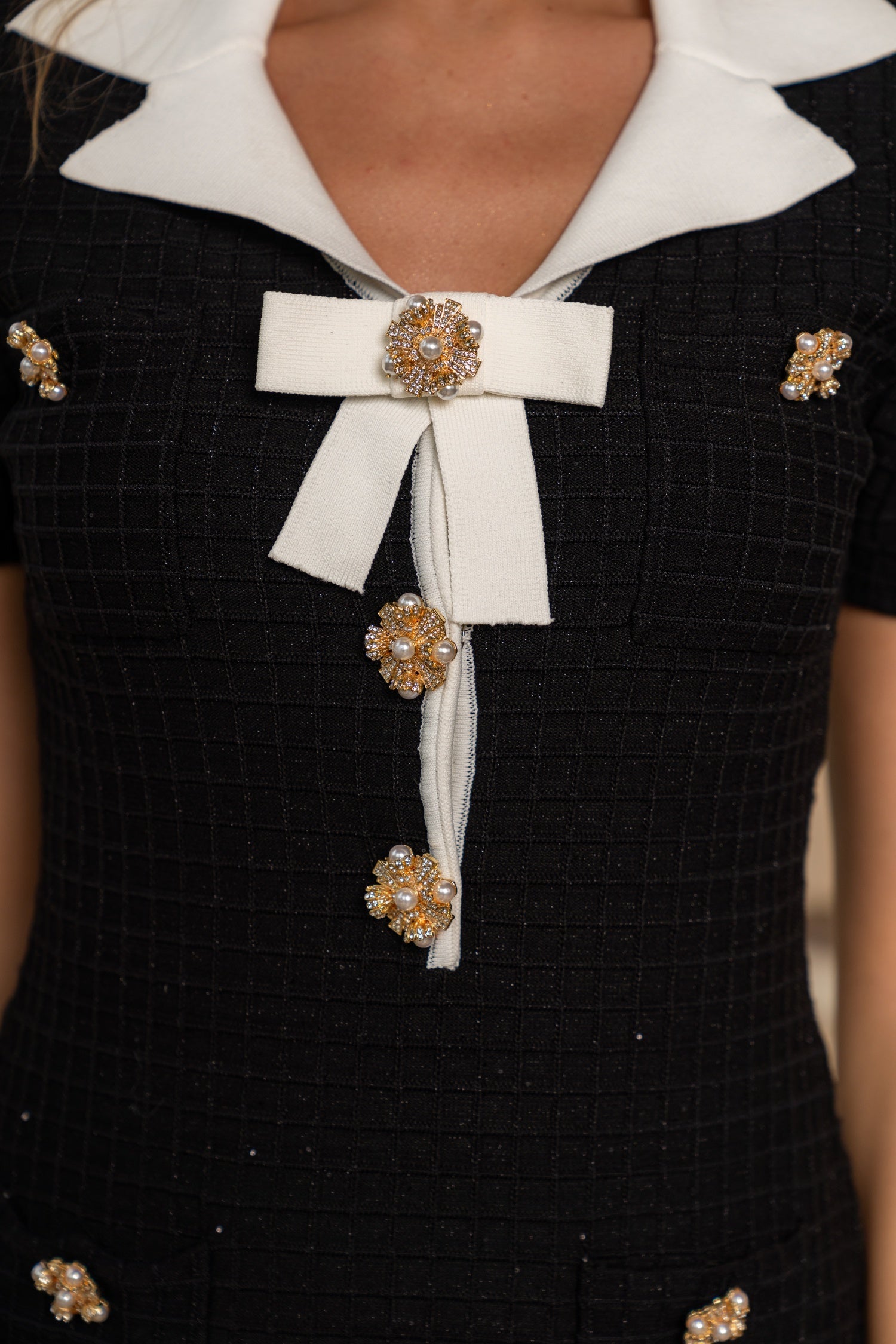 Robe Mini à Manches Courtes Ornée - Noir