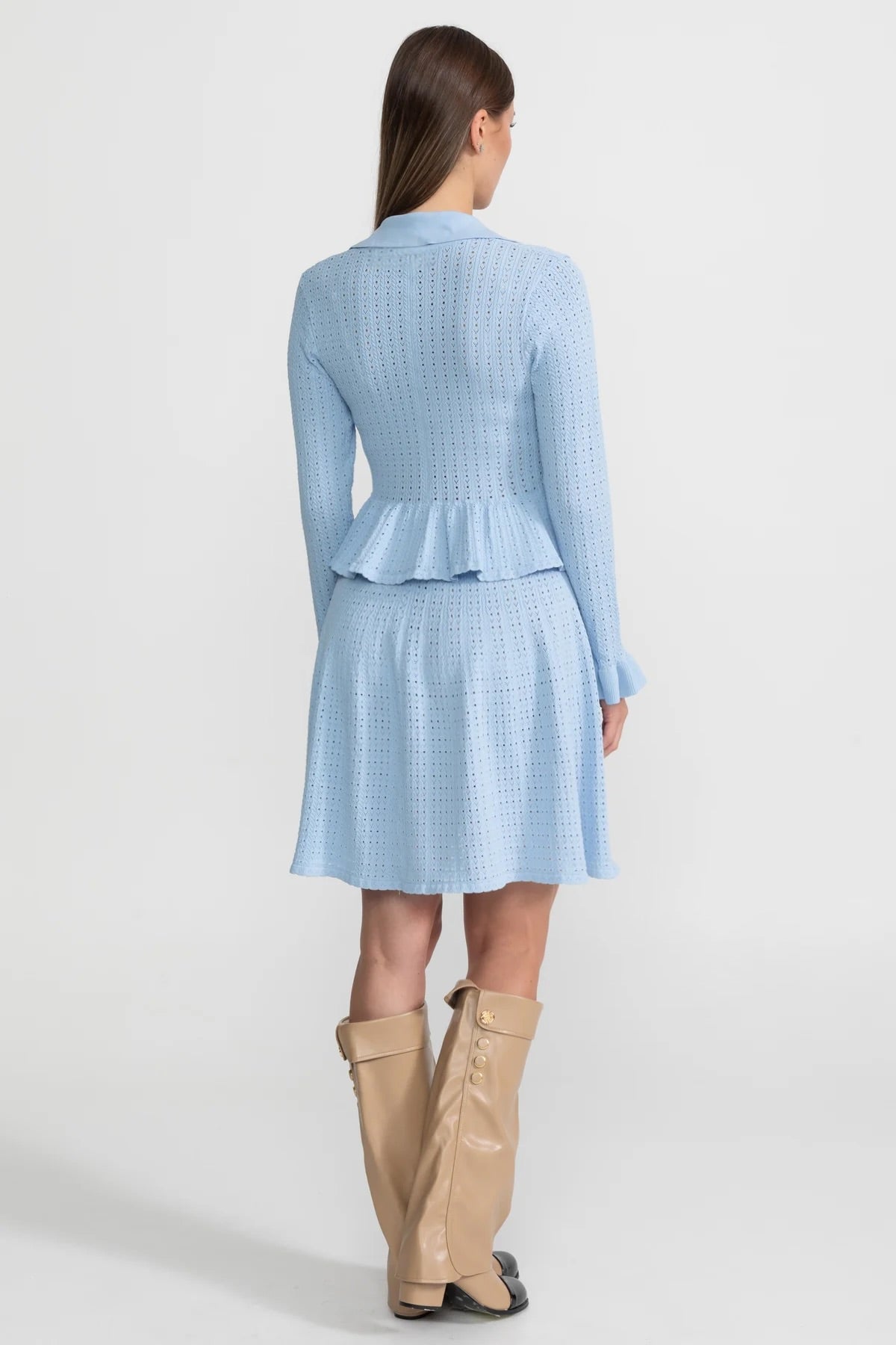 Robe Mini en Maille avec Taille Peplum et Détail Boutons Dorés - Light Blue