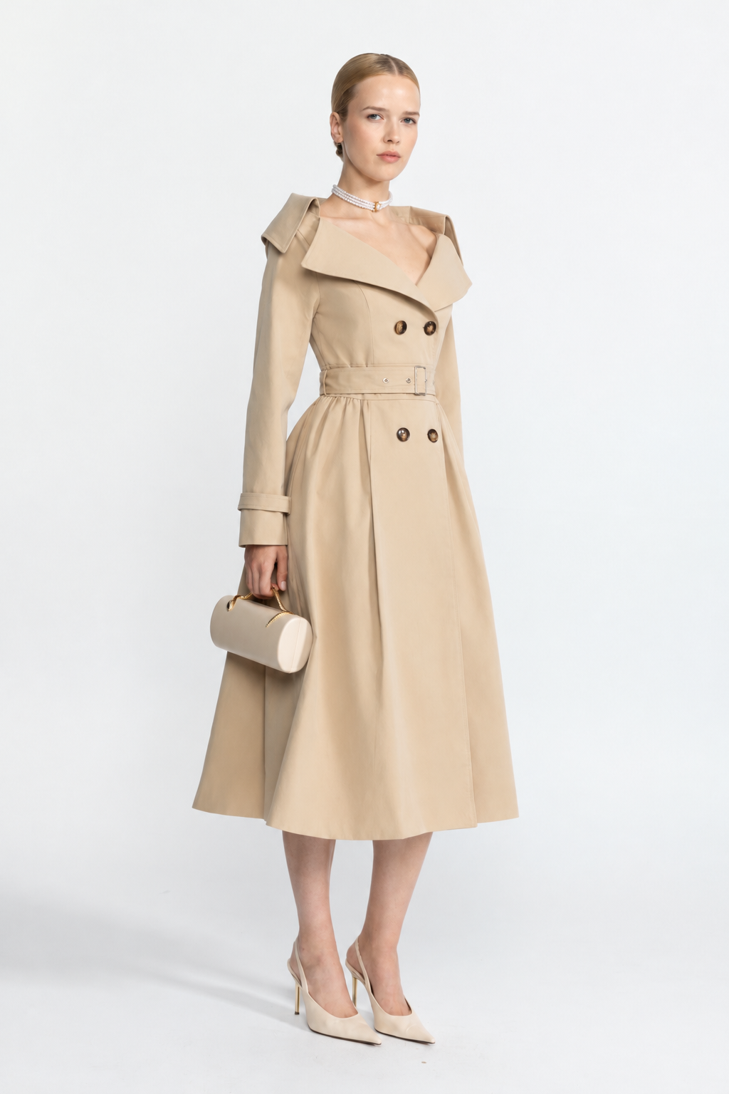 Robe trench ceinturée à col épaules dénudées - Beige