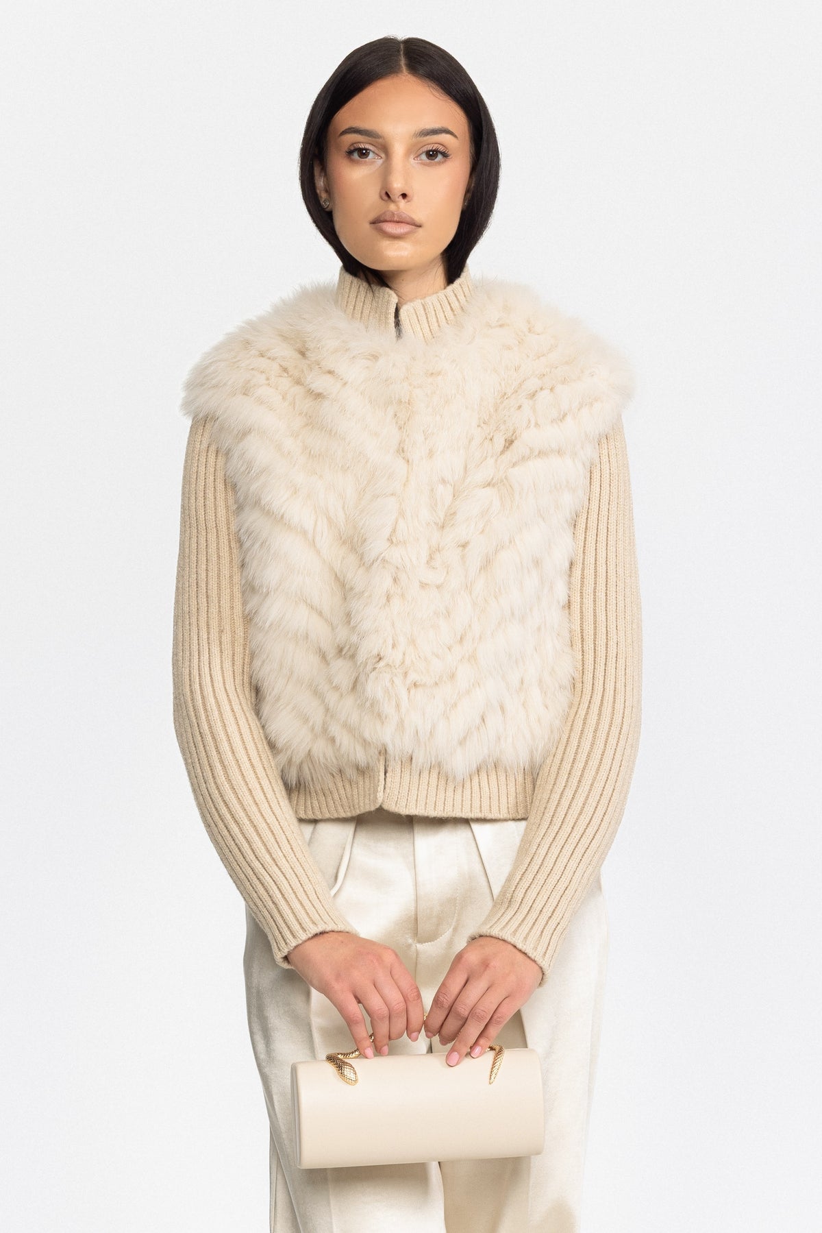 Veste en fourrure de renard tricotée à manches en maille côtelée - Beige