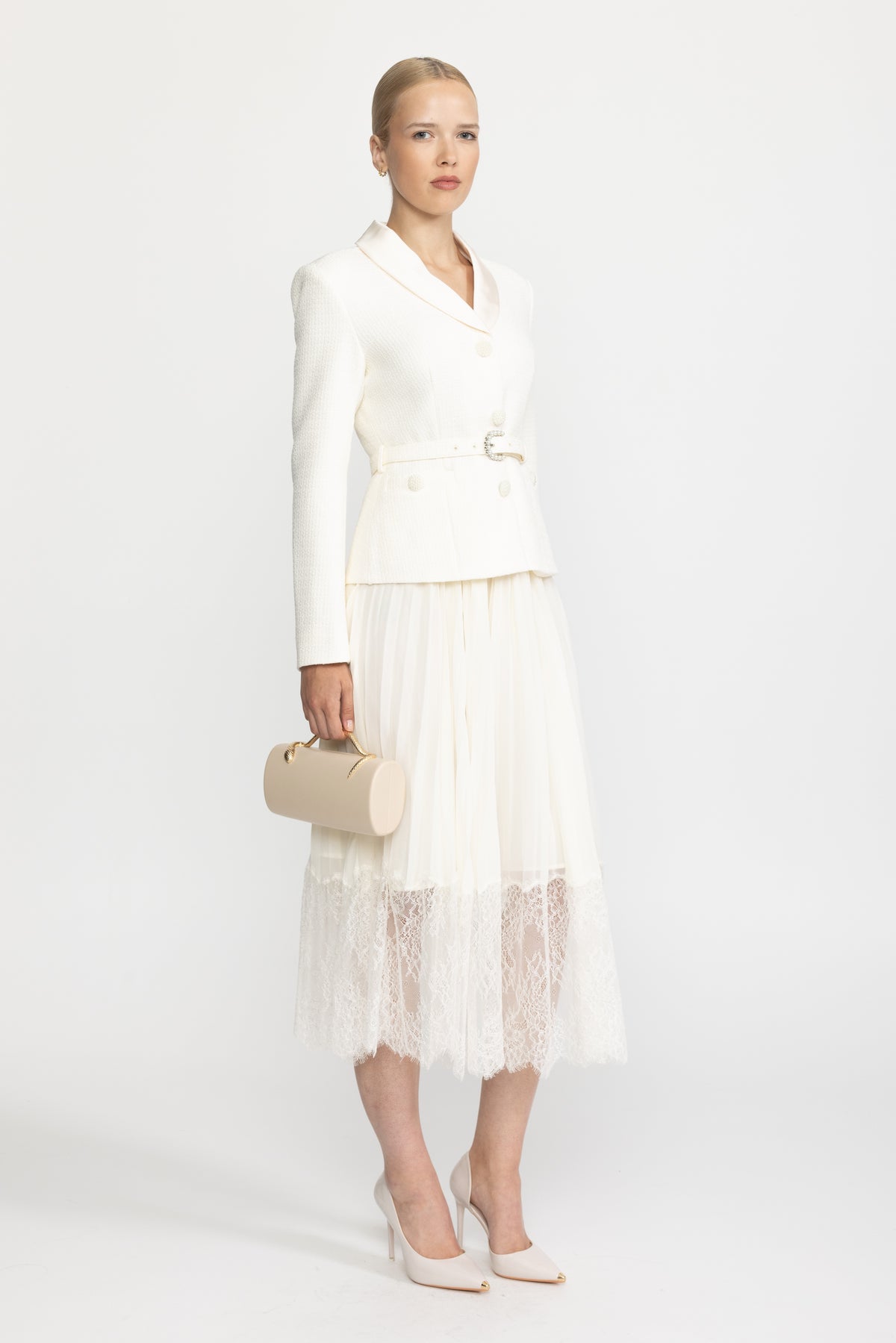 Robe veste en tweed à col satin et jupe plissée en dentelle - Ivoire