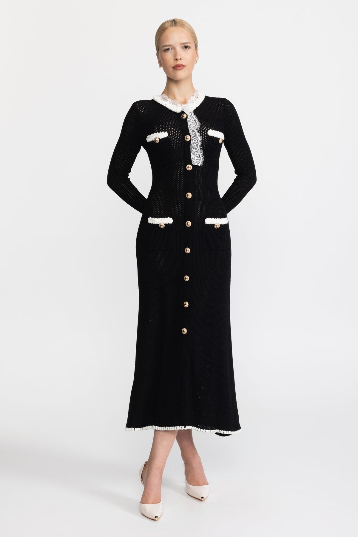 Robe midi en maille pointelle à boutons sur le devant et finitions en dentelle - Noir