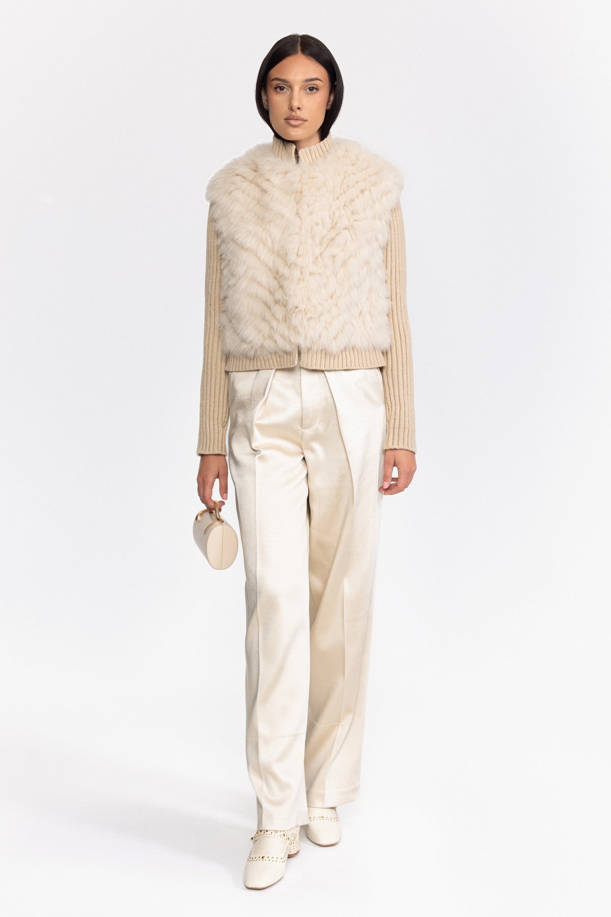 Veste en fourrure de renard tricotée à manches en maille côtelée - Beige