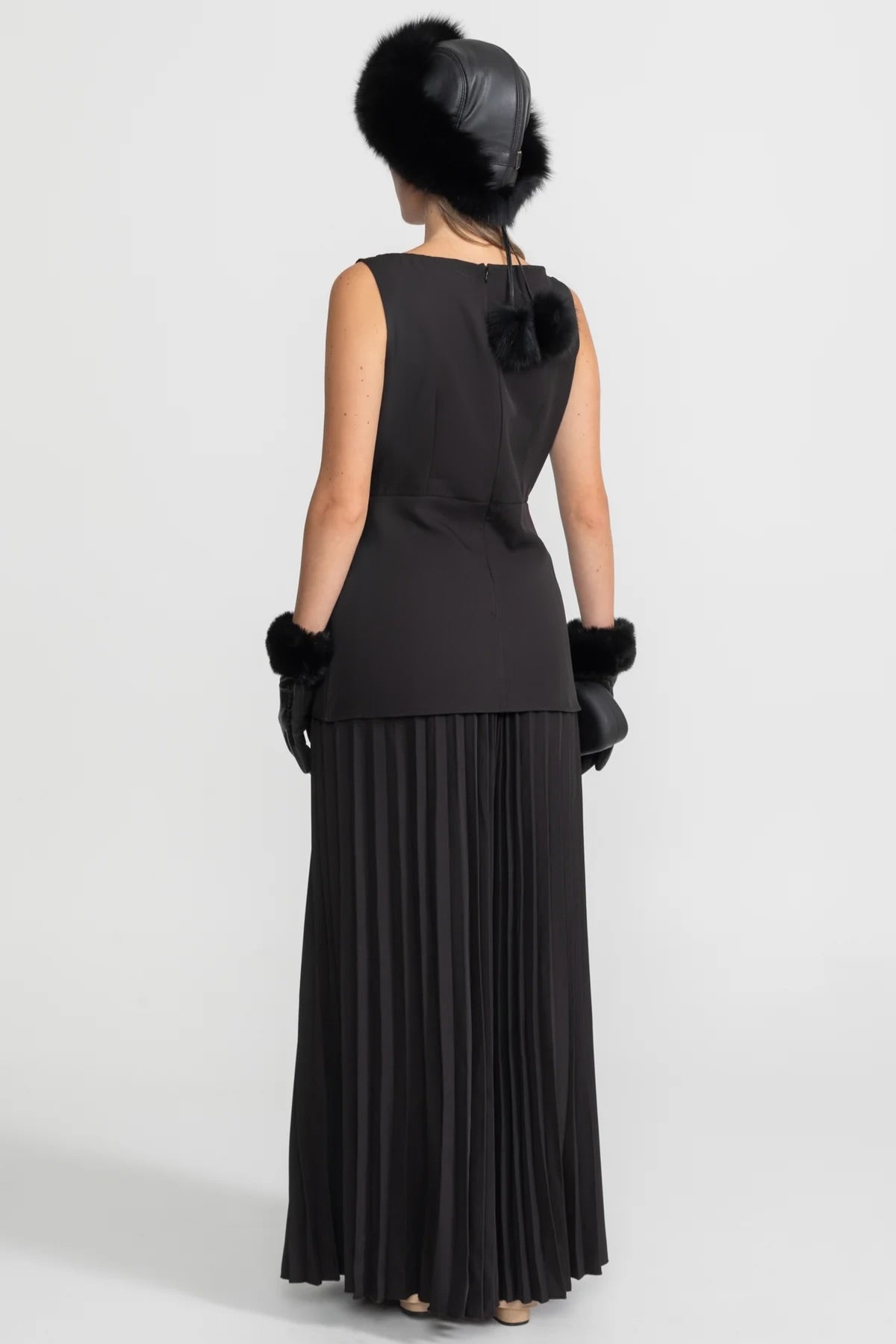 Ensemble maxi sans manches avec corsage tailleur et jupe plissée - Noir