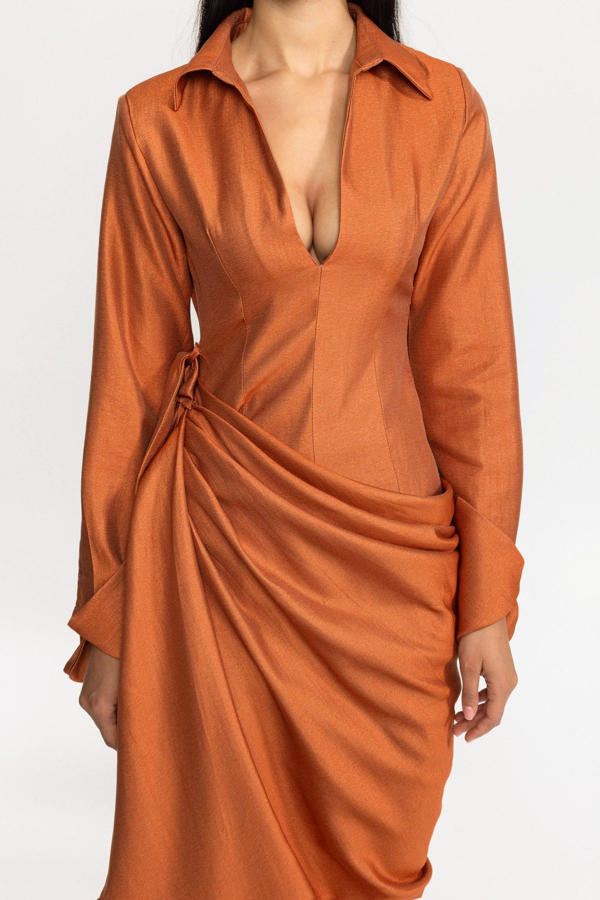 Robe longue portefeuille drapée à col plongeant - orange brûlé