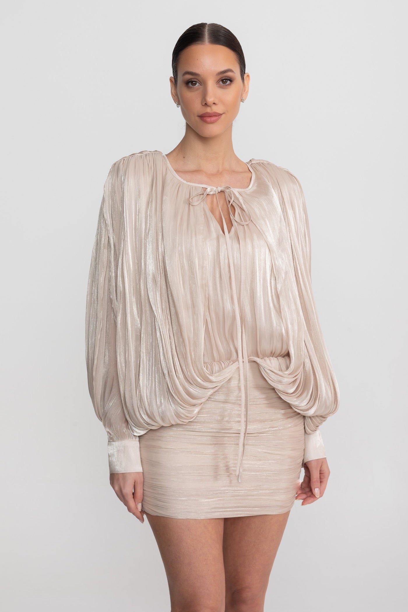 Robe Mini Drapée à Manches Longues avec Manches Chauve-Souris - Champagne