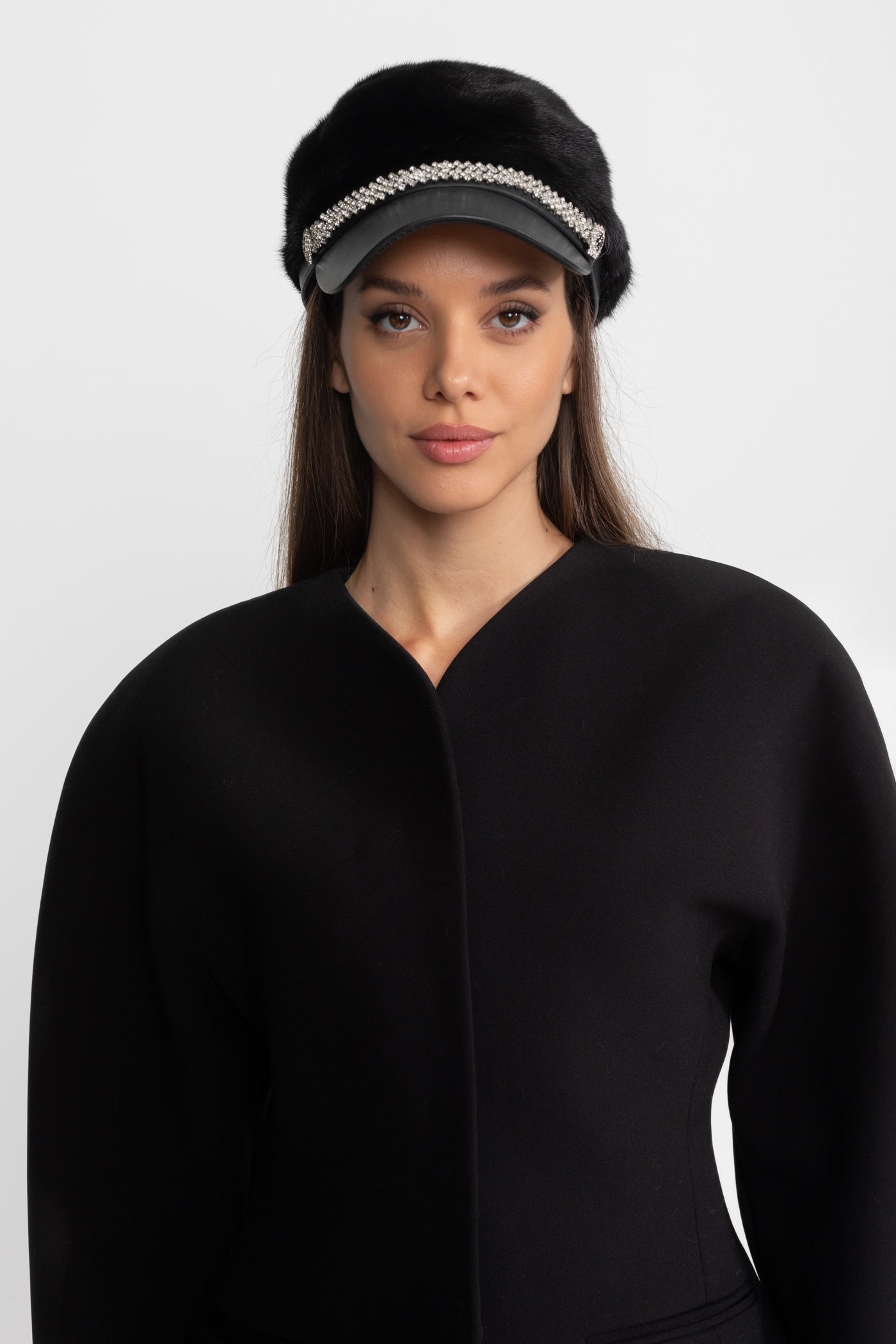 Minimalist Tailored Blazer with Clean Collarless Design – Black