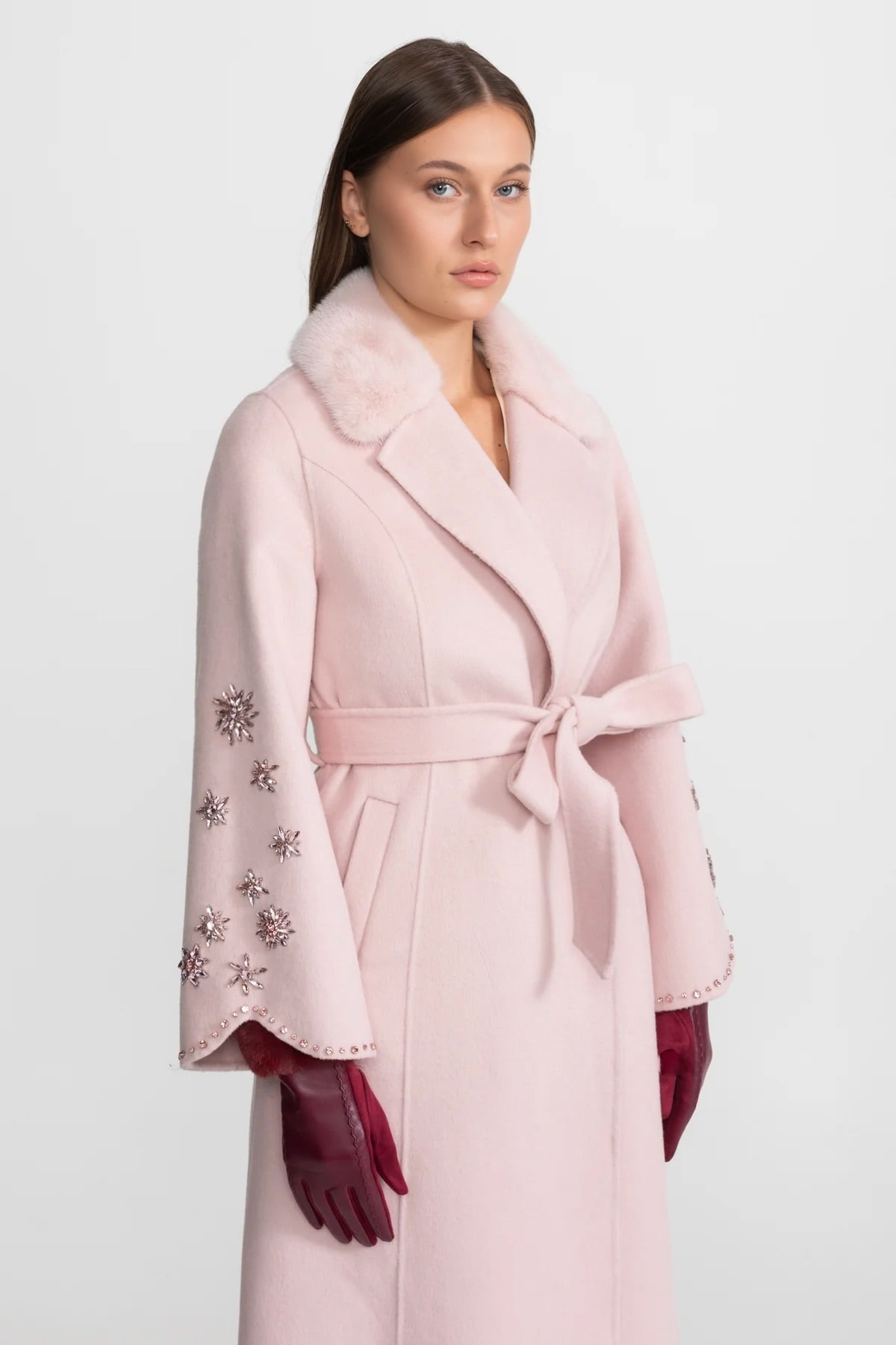 Manteau en laine orné avec col en renard – Rose
