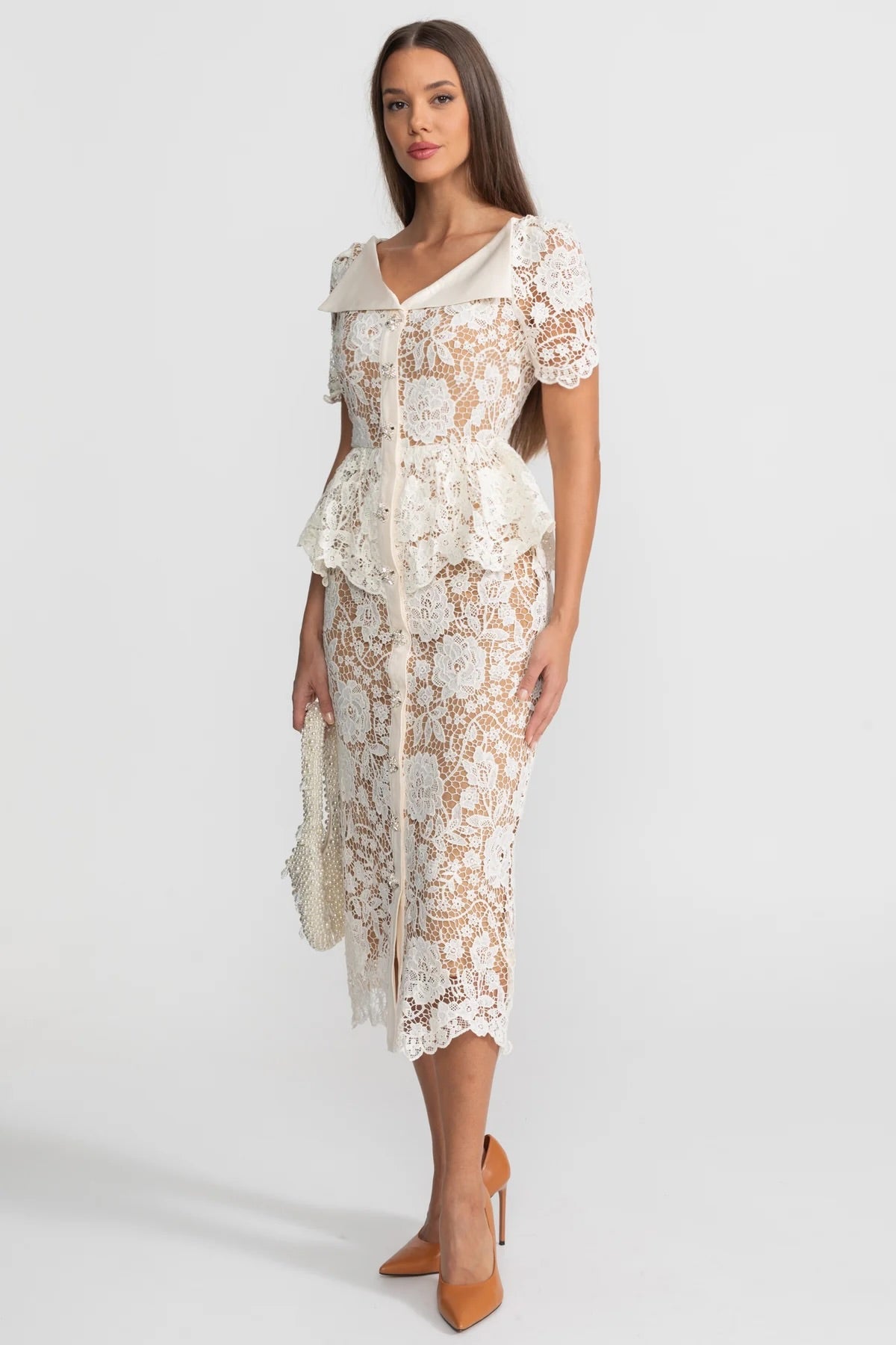 Robe Midi en Dentelle avec Taille Peplum et Col en Satin - Blanc
