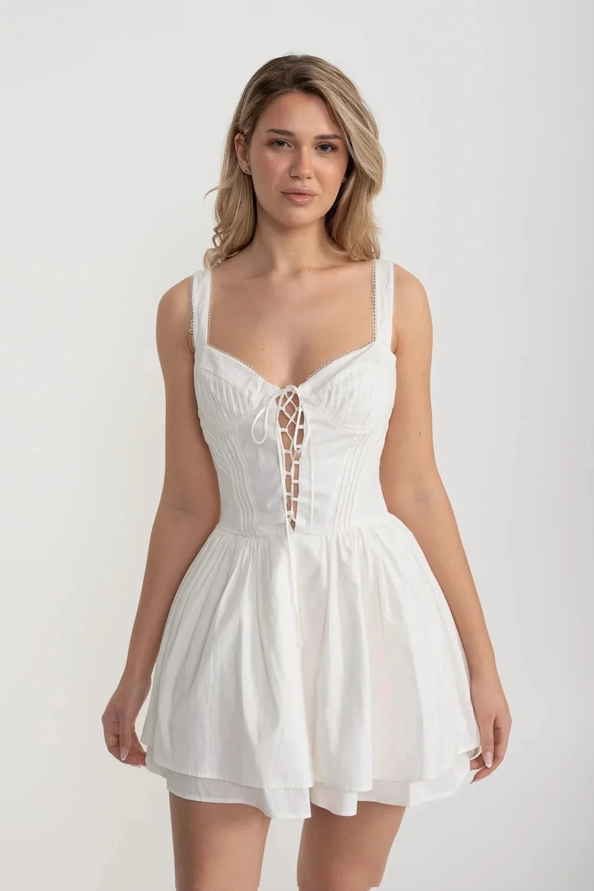 Robe sans manches style corset avec laçage sur le devant - Blanc