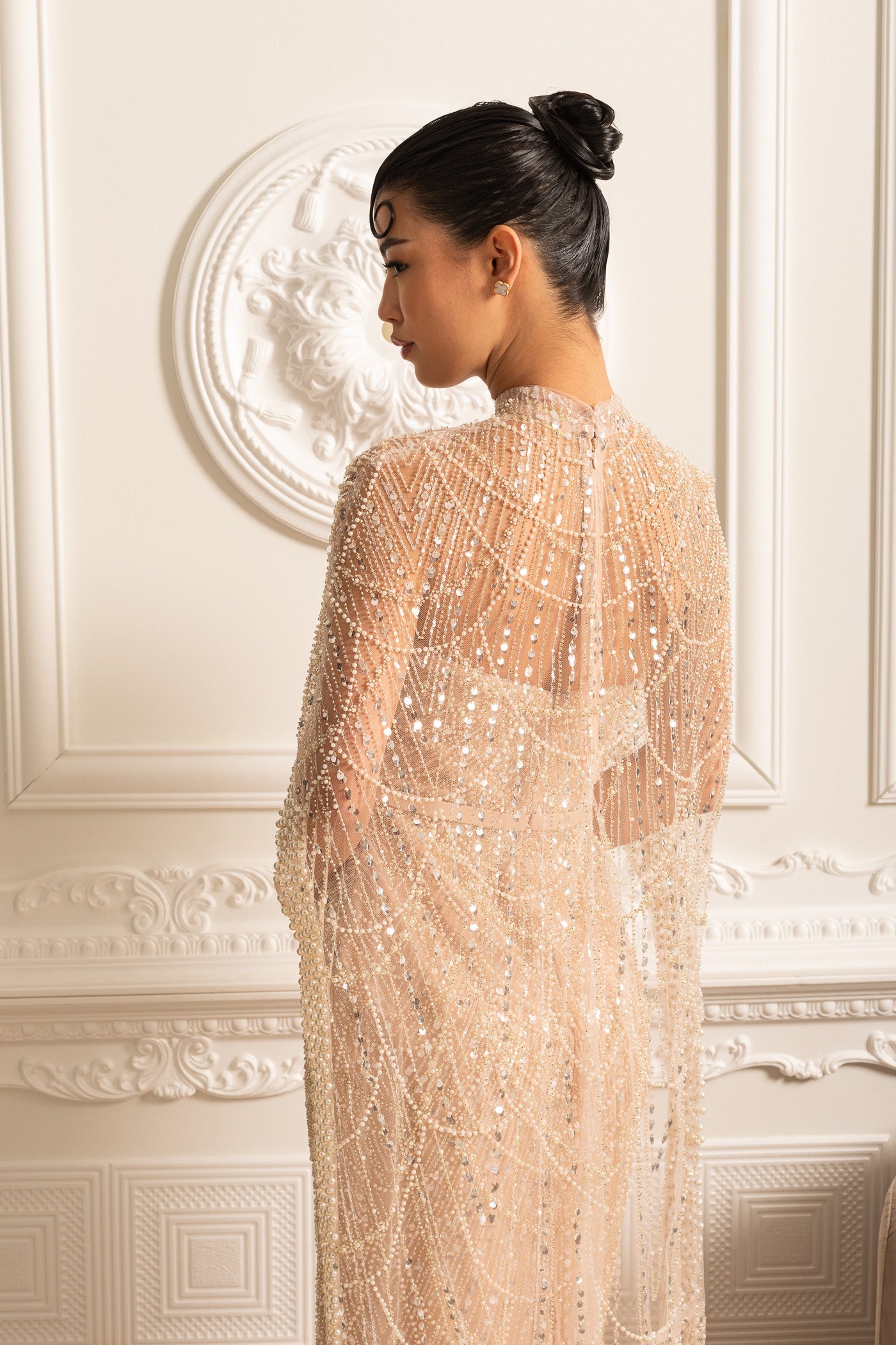 Robe Glamour Ornée de Perles avec Voile Détachable - Beige
