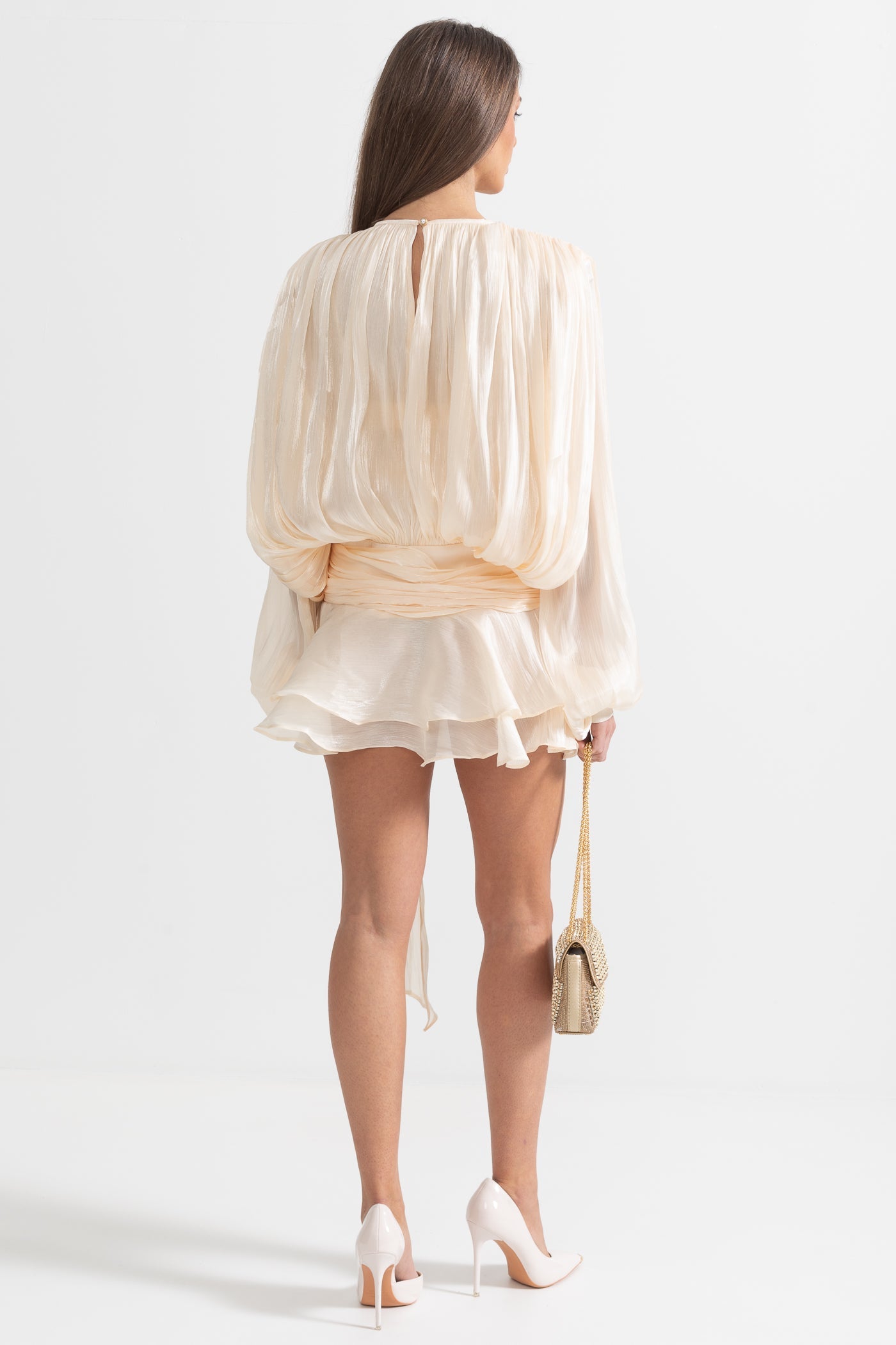 Robe courte à manches longues volantées avec silhouette fluide - Abricot