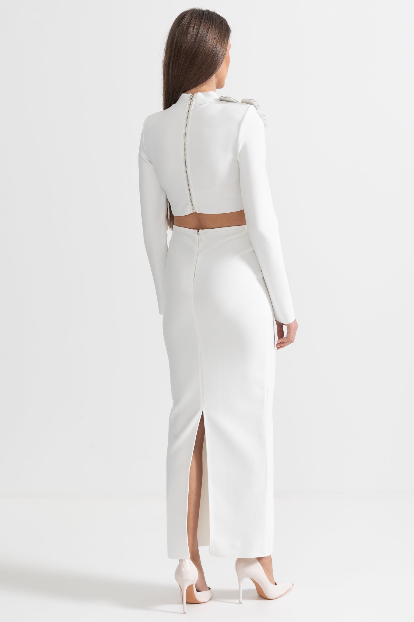 Ensemble 2 pièces à accent de fleur en diamant avec haut à manches longues et jupe maxi - Blanc