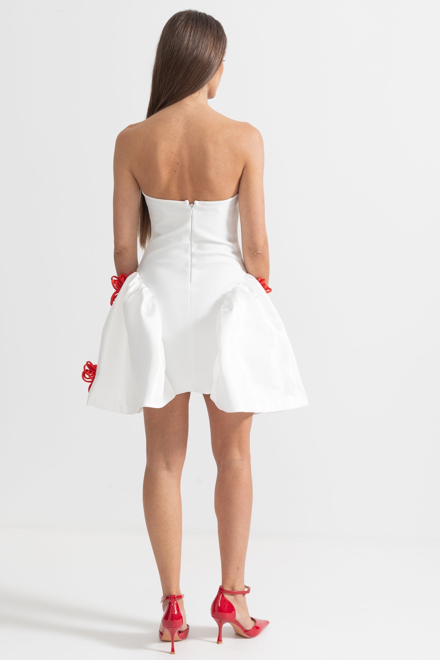 Robe Mini Élégante Avec Ornements Floraux 3D Argentés - Blanc