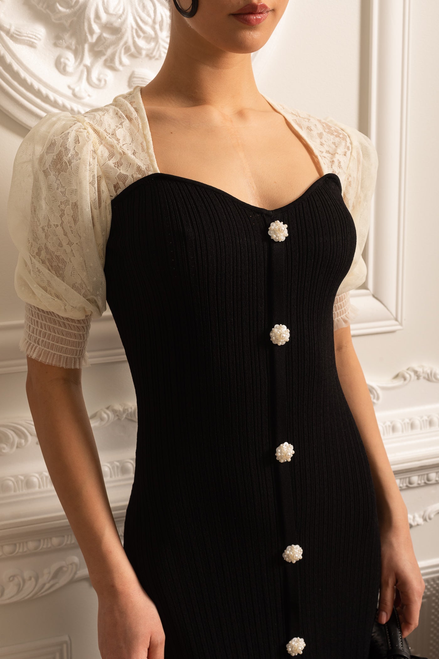 Ankle-Length Dress With Contrasting Sheer Lace Sleeves - Black