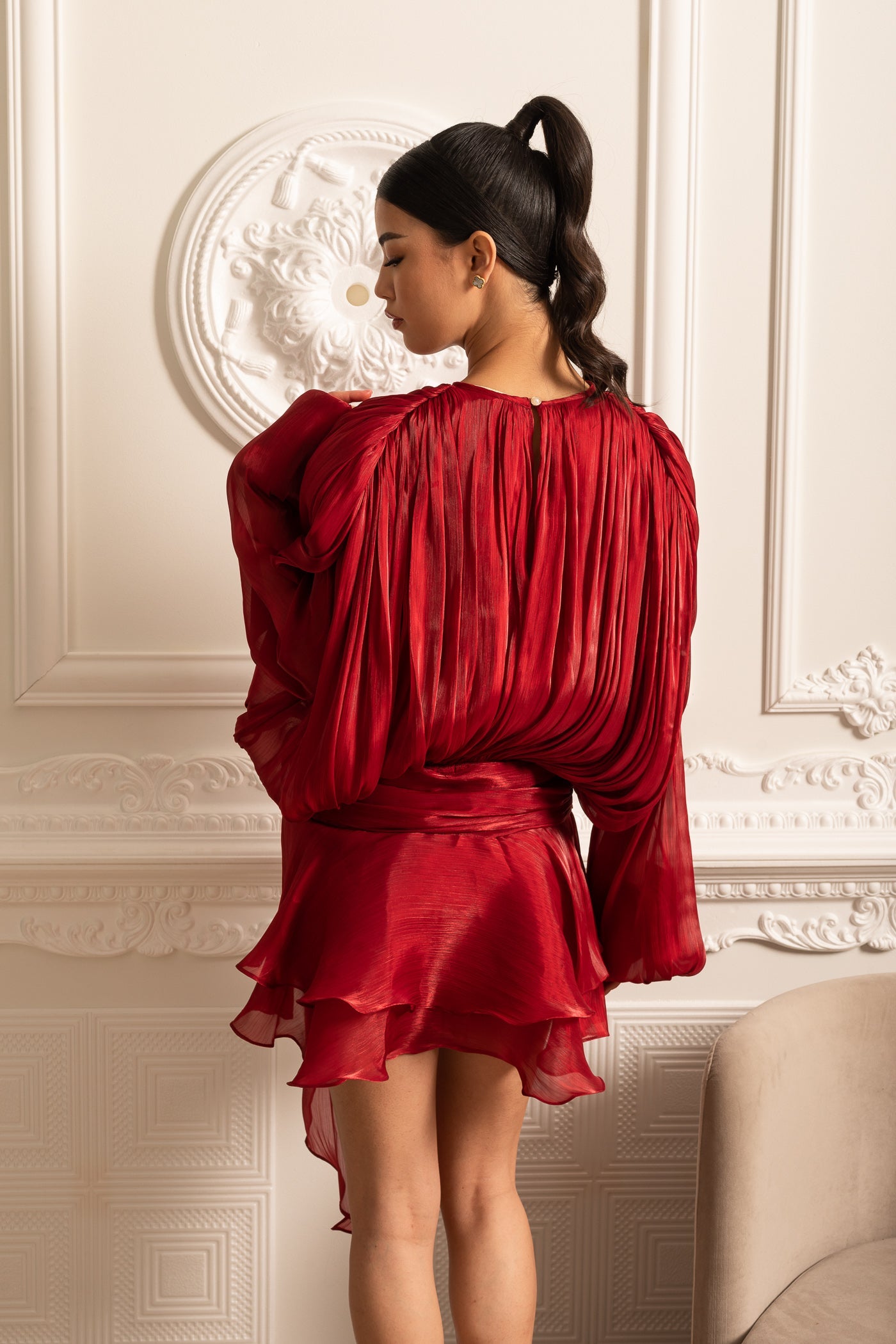 Robe longue drapée à manches longues avec mini-jupe et ceinture froncée - Rouge
