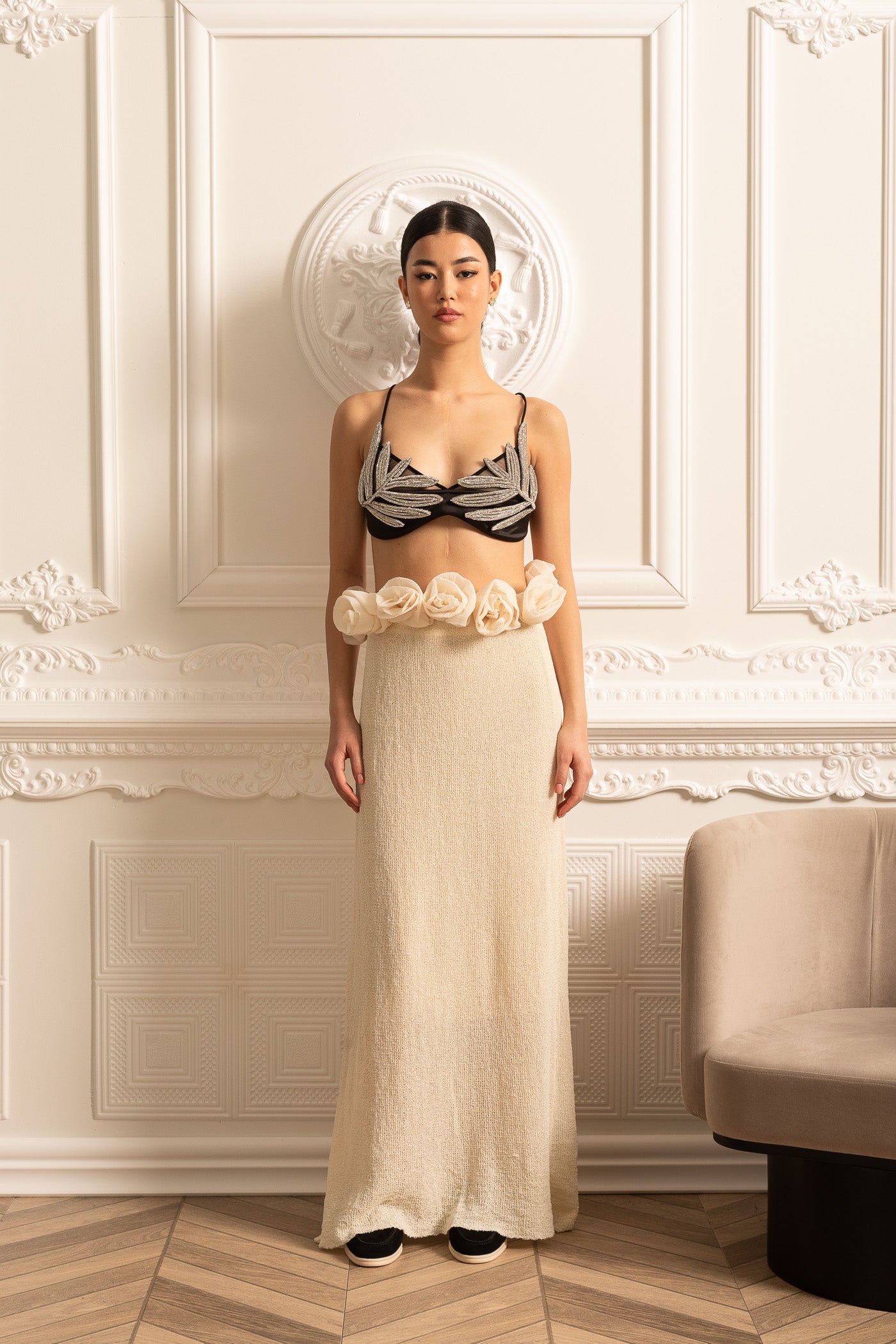 Jupe en maille taille haute avec appliques de fleurs 3D - Ivoire