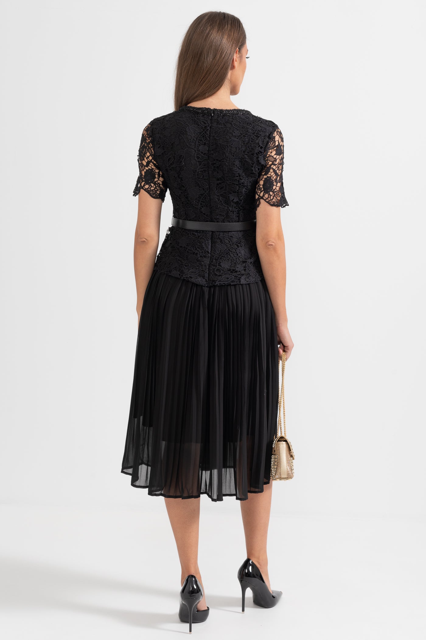 Robe Élégante à Manches Courtes avec Haut en Dentelle et Jupe Évasée - Noir