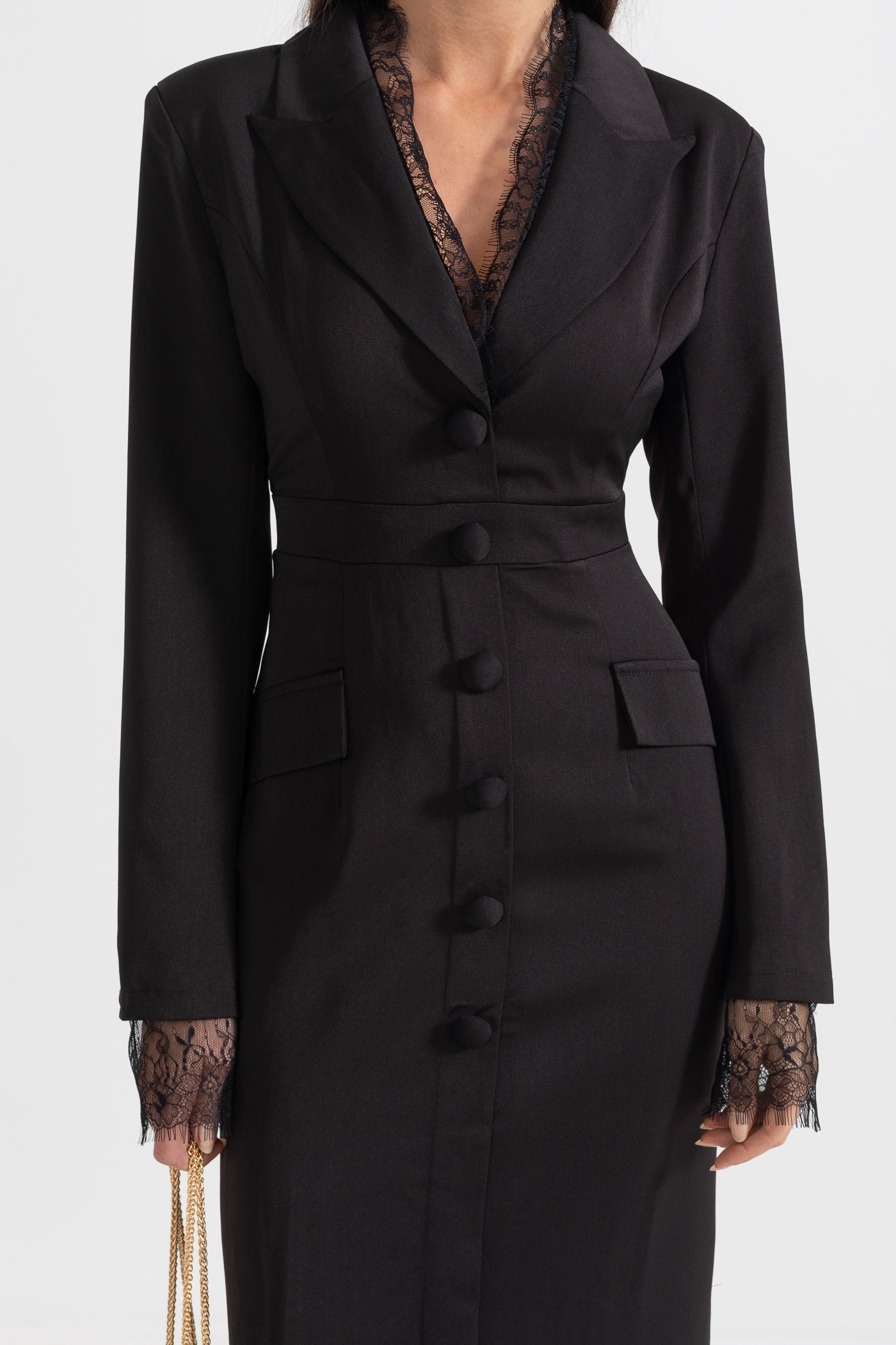 Robe élégante à boutons avec détails en dentelle - Noir