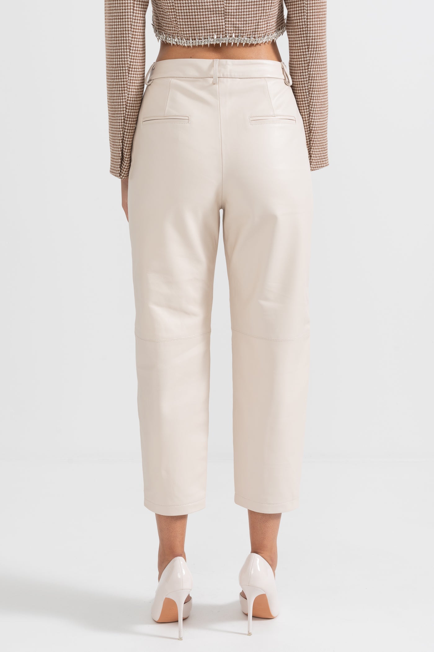 Pantalon droit en cuir avec surpiqûres décoratives - Blanc