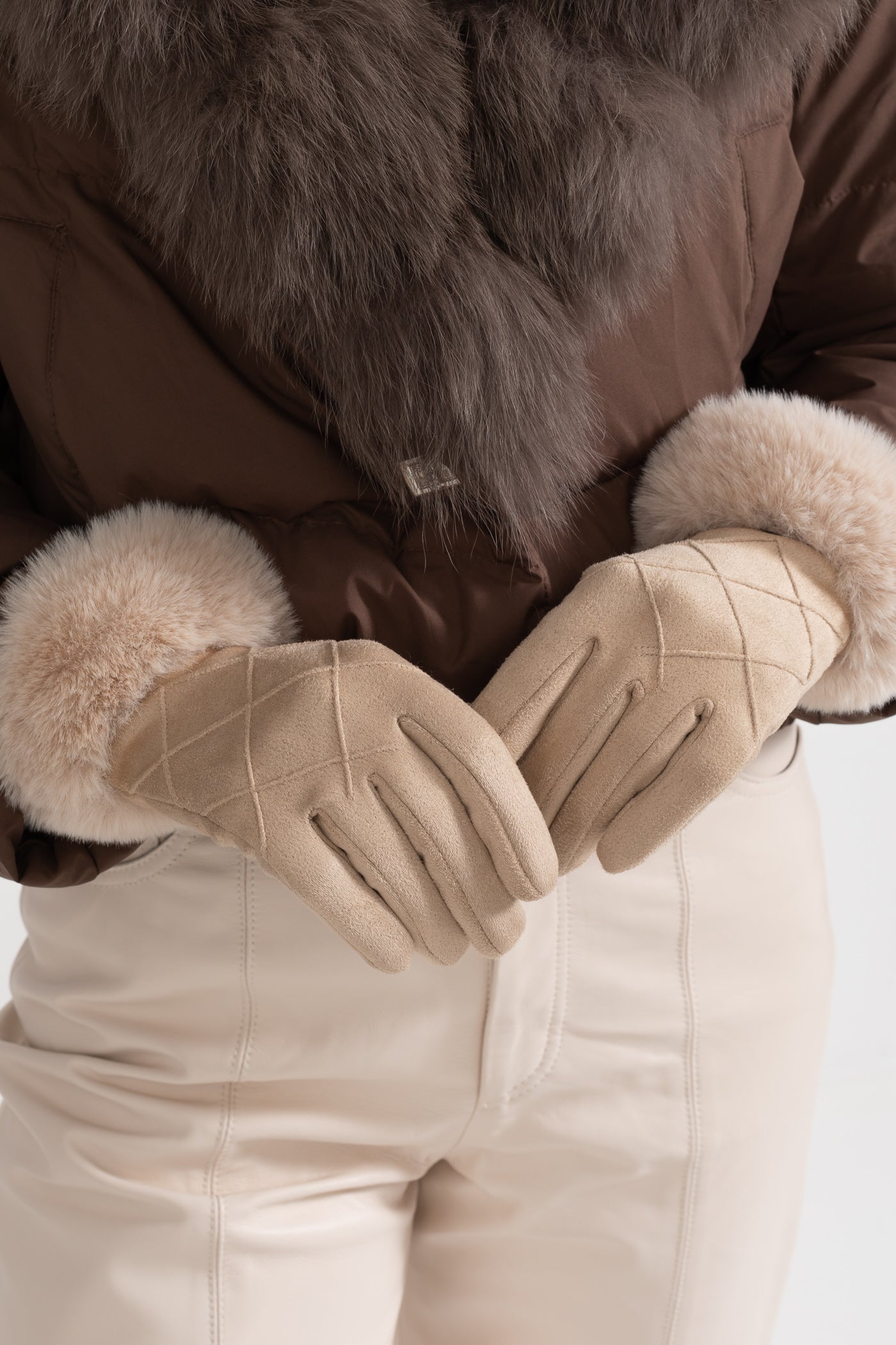 Gants matelassés en daim avec fourrure - Beige