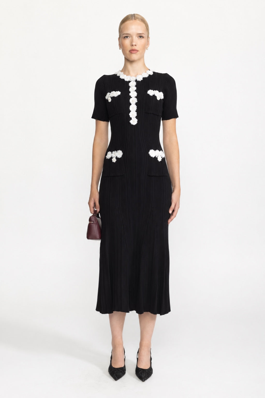 Robe midi en maille côtelée à fleurs appliquées - Noir