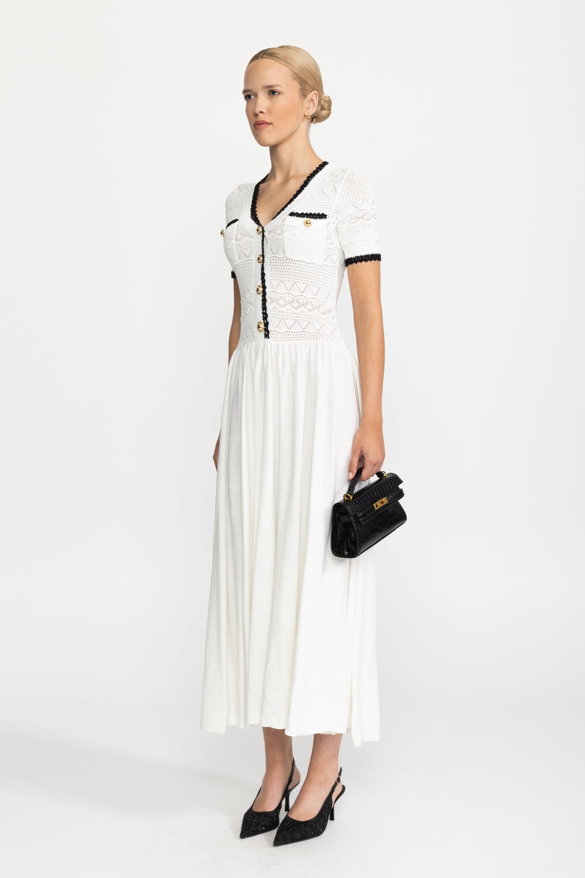 Robe longue ceinturée à corsage en maille pointelle - Blanc