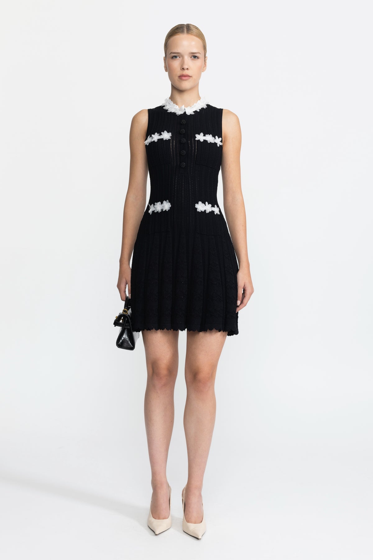 Mini-robe en maille pointelle avec bordure fleur en organza - noir