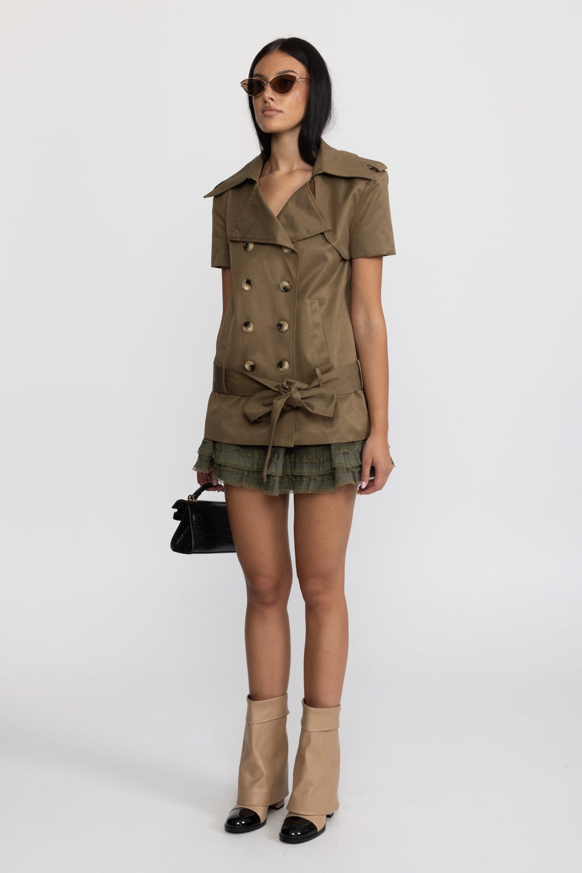 Ensemble coordonné top trench et mini-jupe à ourlet volanté - Olive