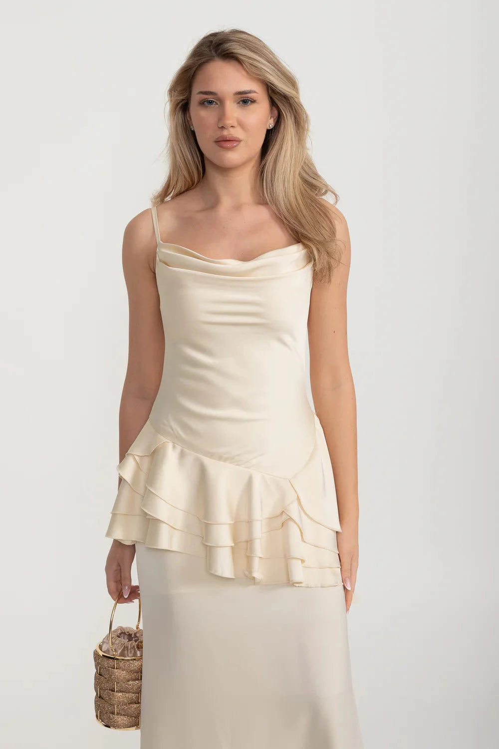Robe en satin sans manches avec taille peplum superposée - Ivoire