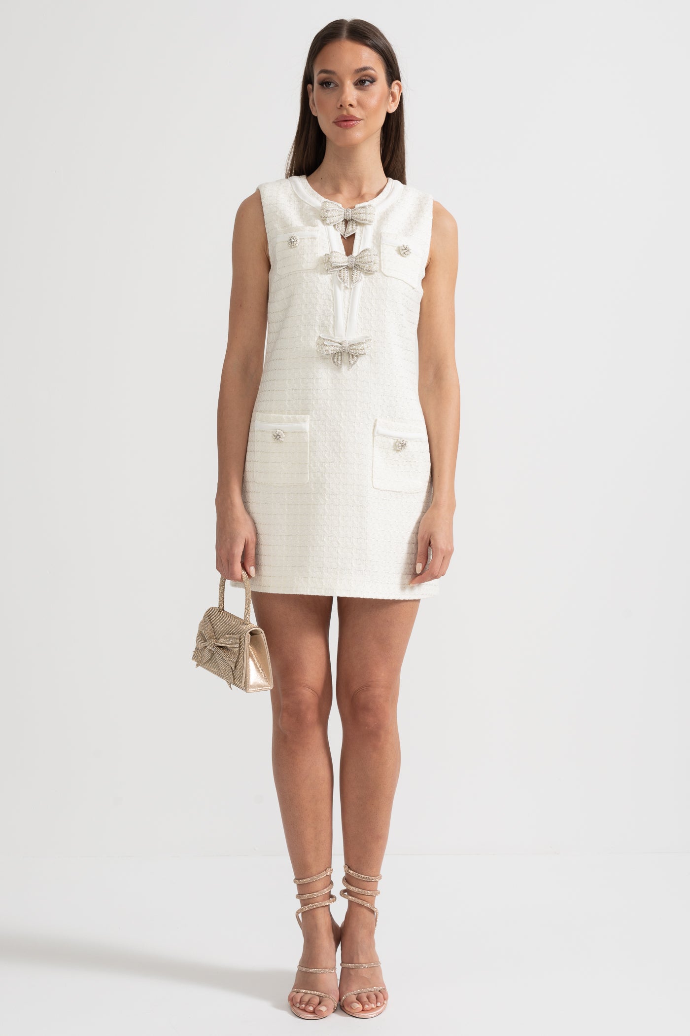 Robe sans manches texturée avec nœuds ornés de métal - Blanc