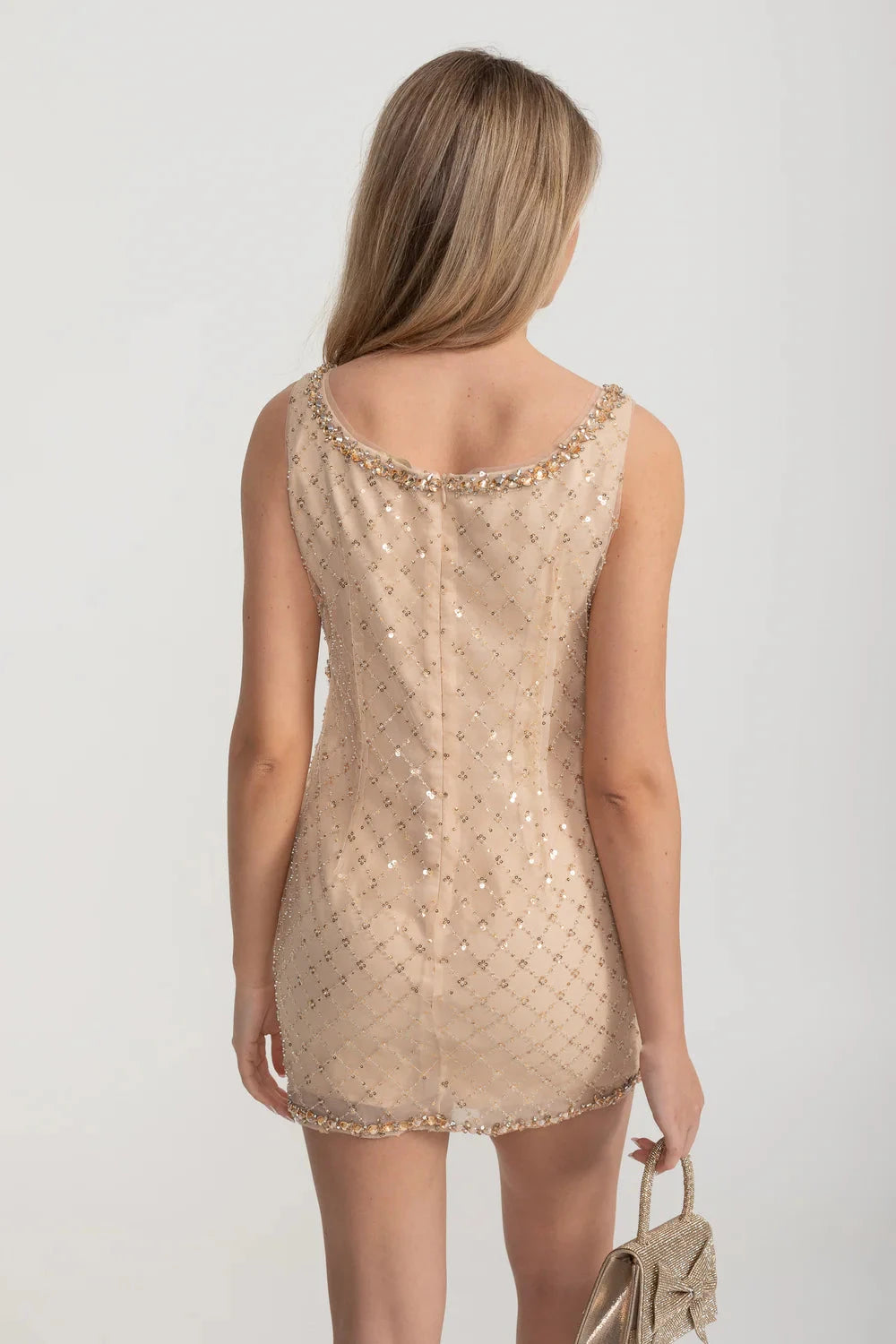 Robe Mini Ajustée Avec Motif Diamant Et Ornements En Sequins - Or