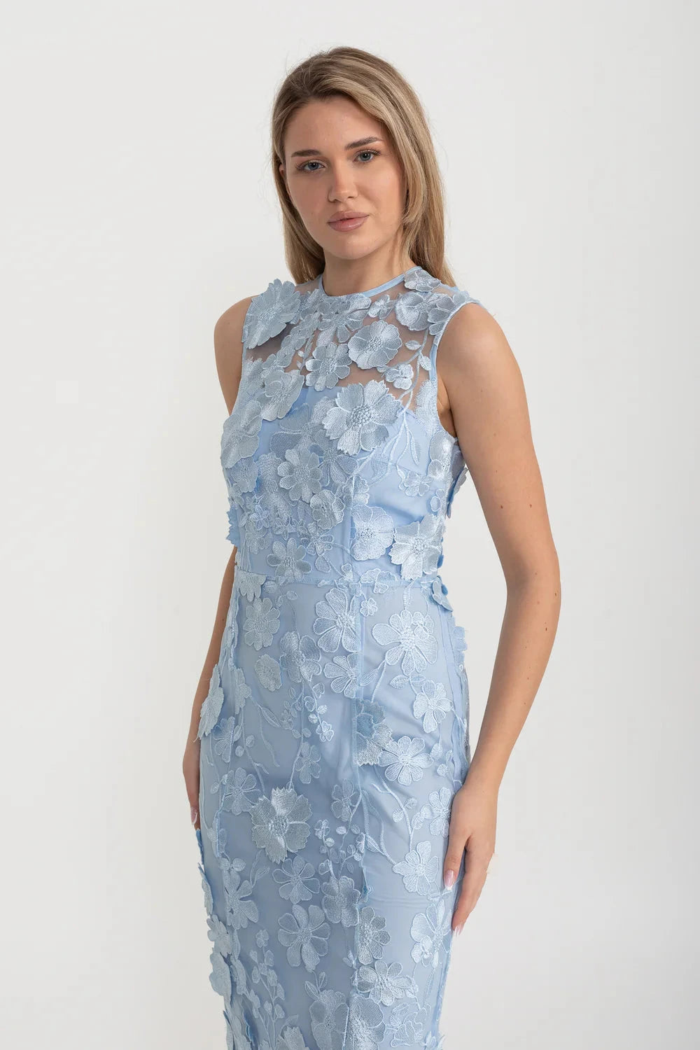 Robe Transparente À Taille Cintrée Avec Appliques Florales - Light Blue