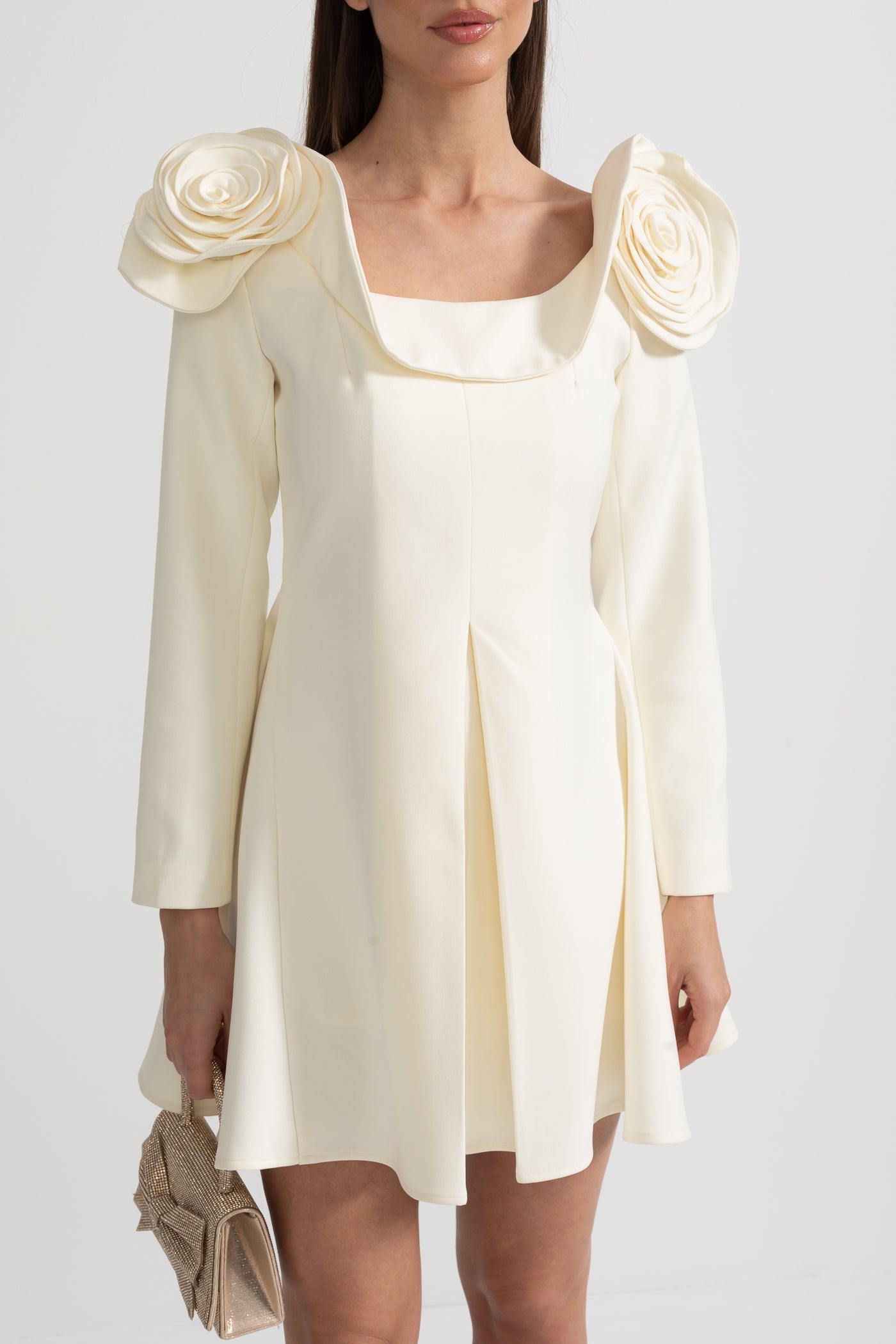 Robe Mini Élégante à Encolure Carrée, Appliques Florales 3D et Jupe Évasée - Ivoire