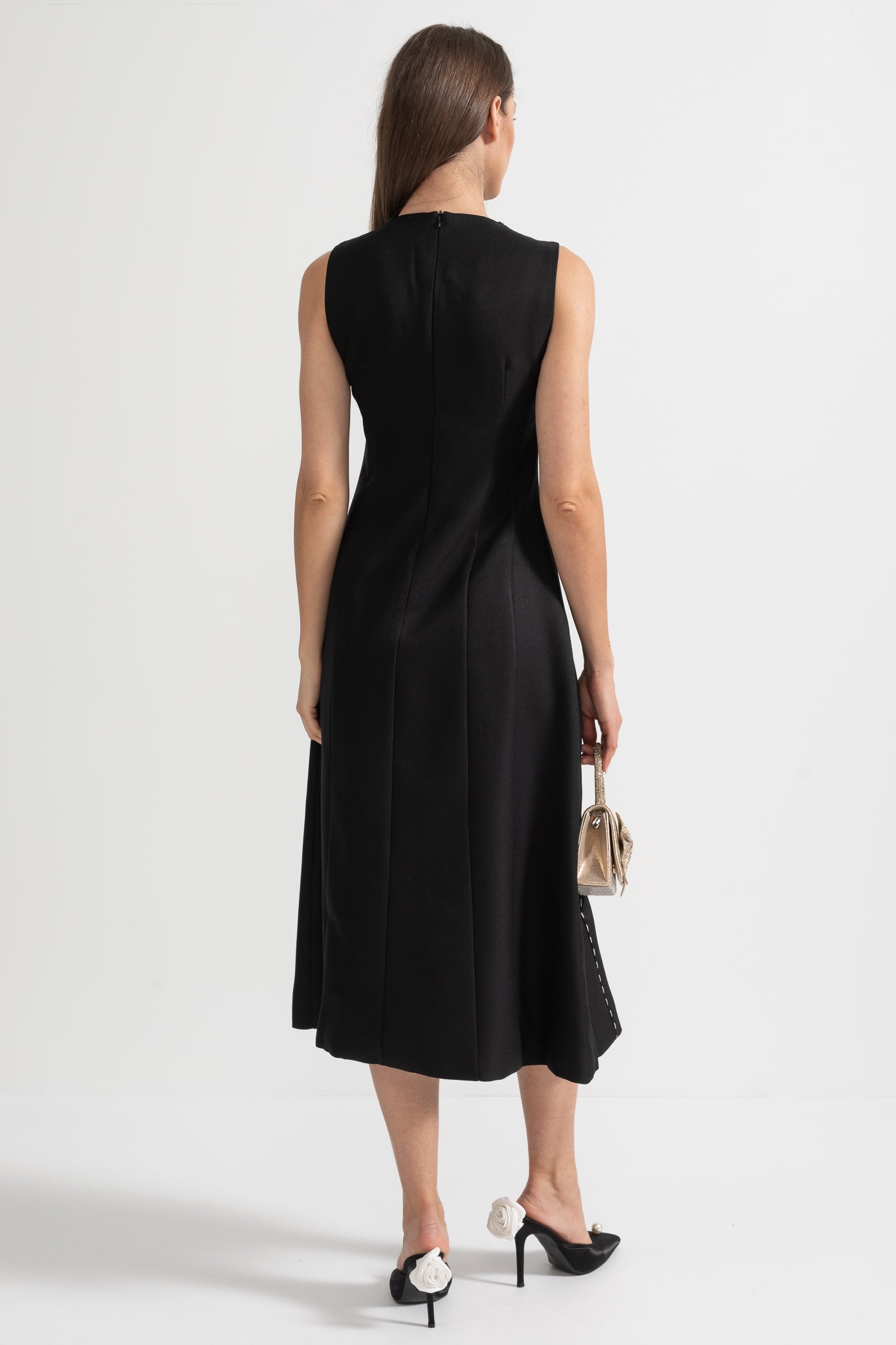 Robe midi sans manches à coutures contrastées avec épaules blanches oversize - Noir