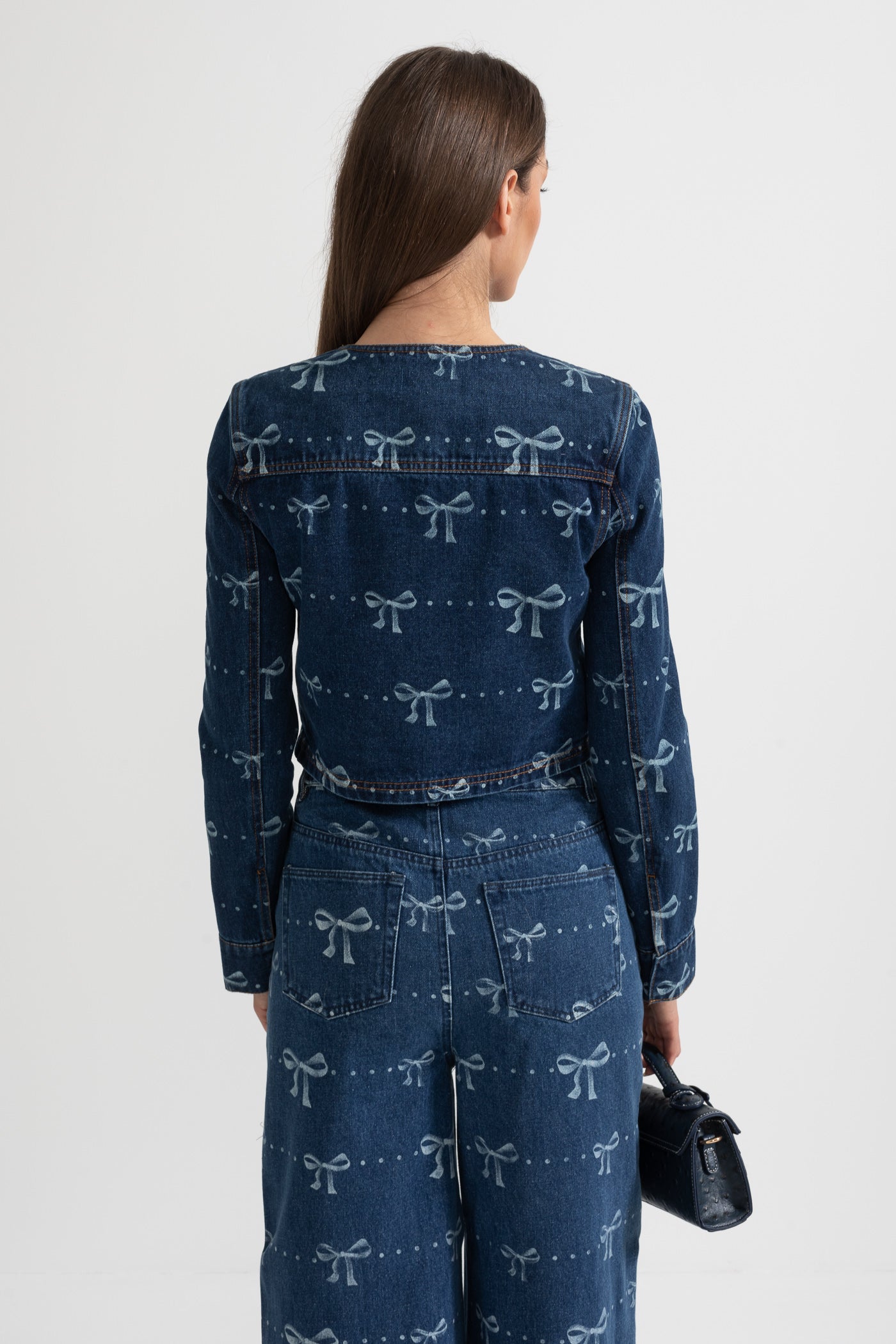 Denim Co-Ordinate Ensemble With Long Sleeved Jacket And Wide-Leg Jeans - Blue