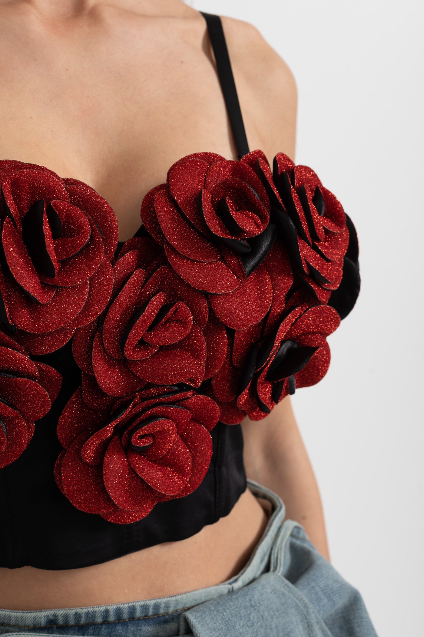 Corset avec appliqués de roses 3D rouges - Noir