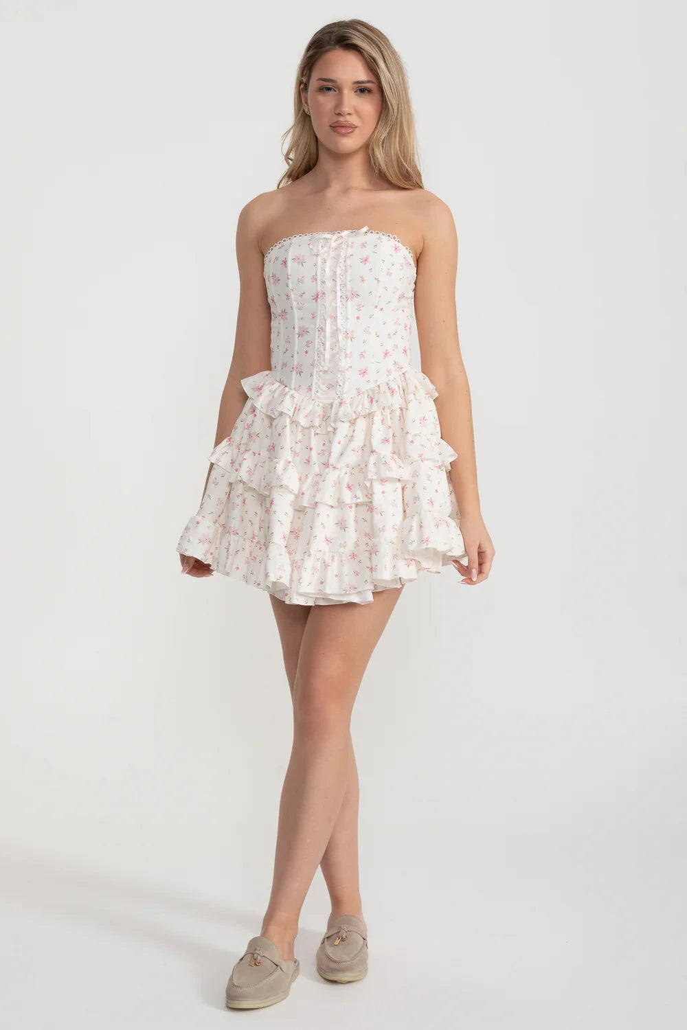 Robe Mini Corset avec Détail de Lacets en Ruban et Jupe Volantée Multi-Couches - Blanc/Rose