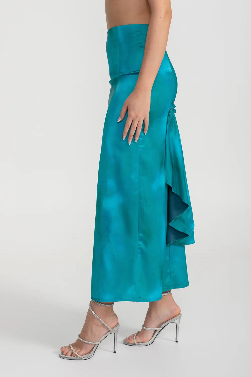 Ensemble en satin élégant avec corsage style corset et jupe midi - Teal