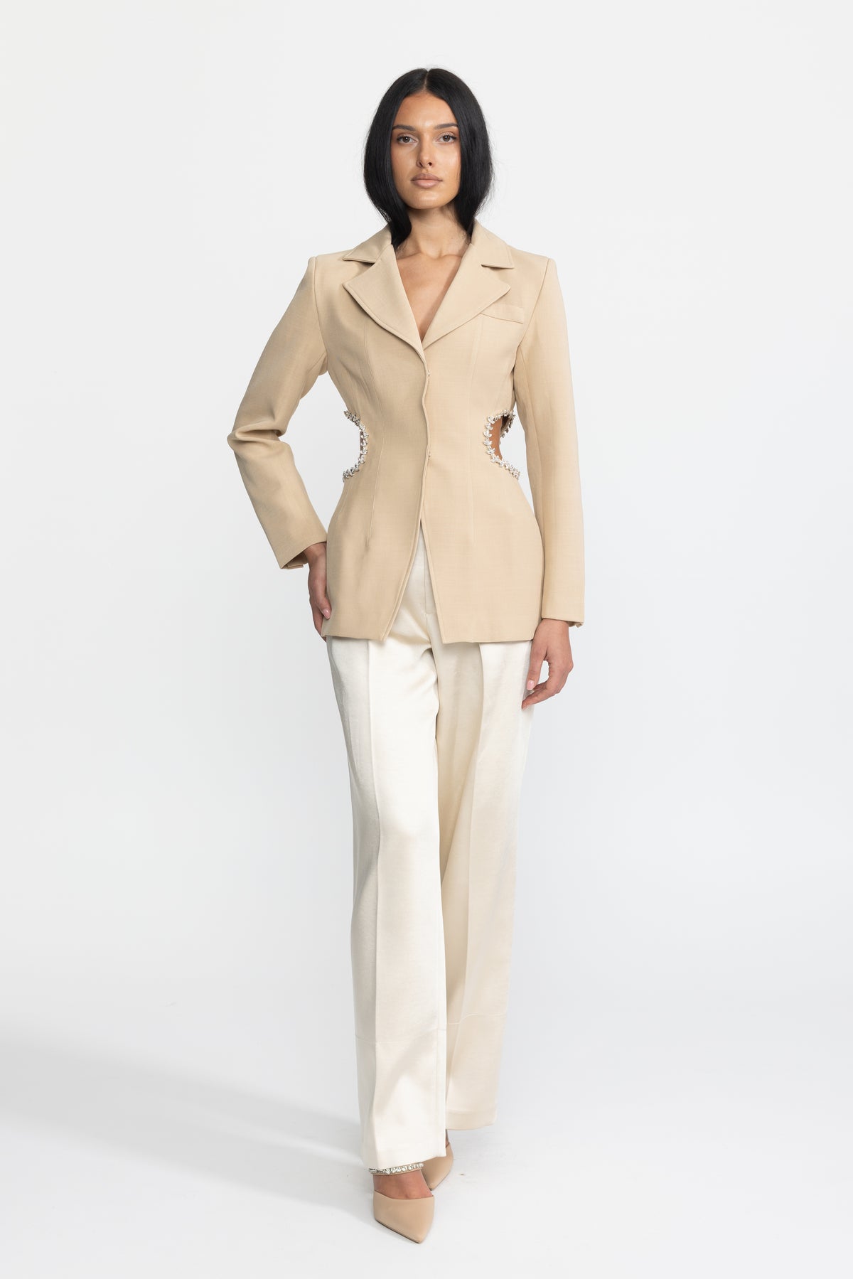Blazer tailleur à taille ajourée et finitions cristal - Beige