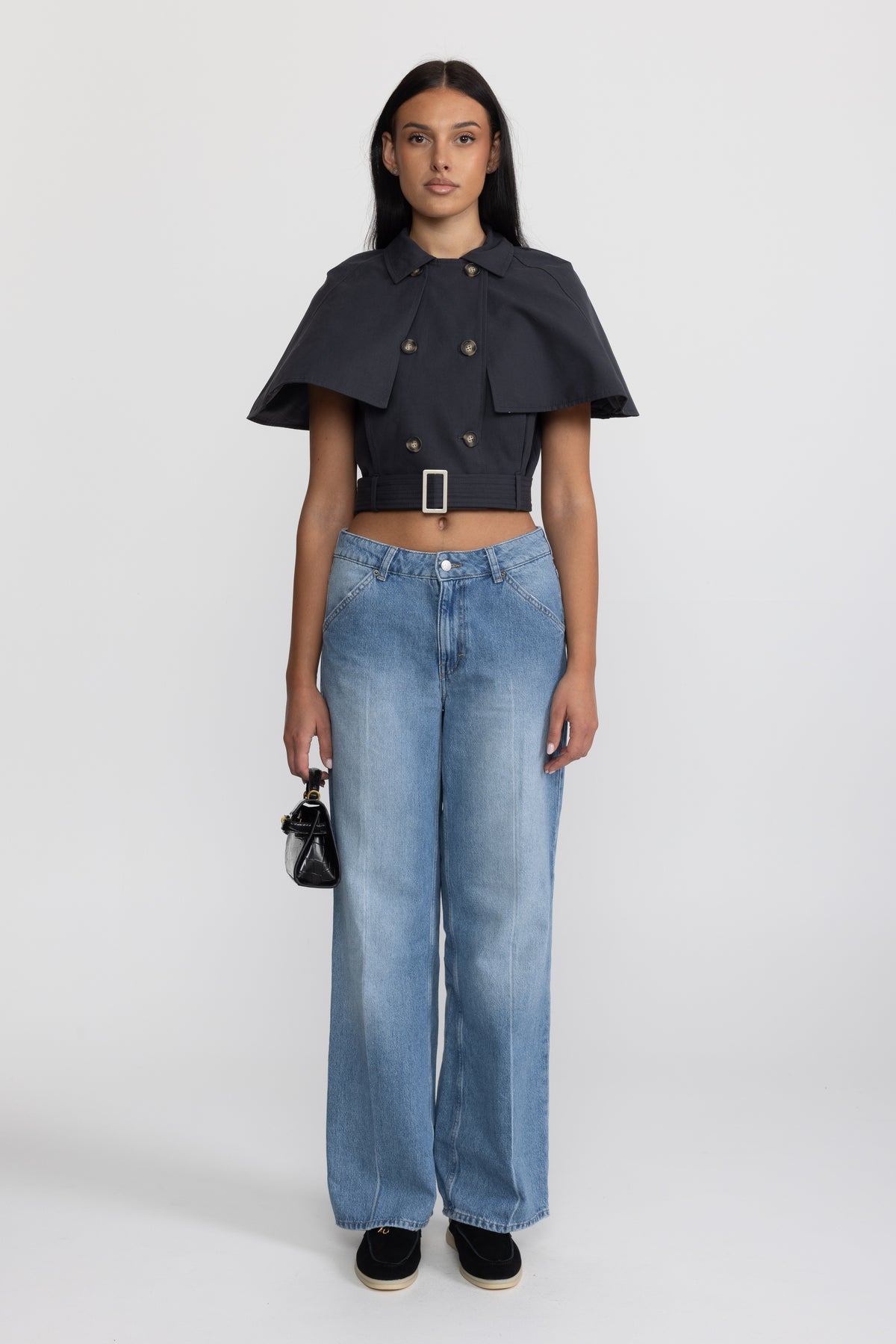 Cape-top trench cropped avec ceinture - bleu marine