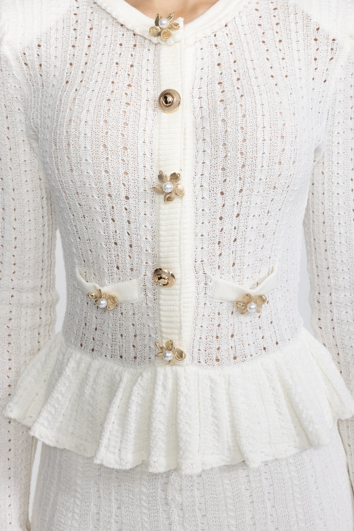 Robe mini peplum en maille pointelle à boutons fleur en perles - Blanc