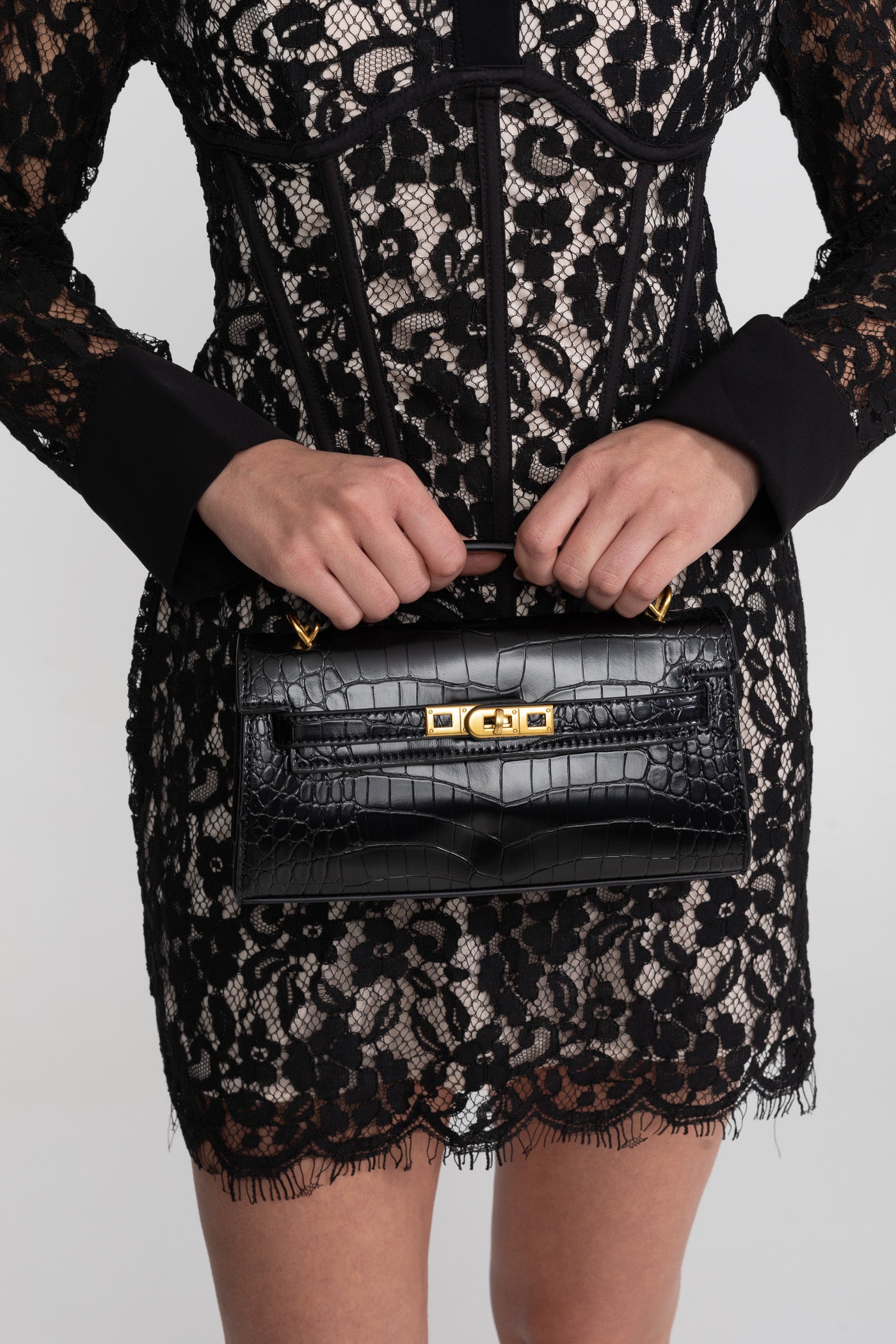 Sac mini structuré style Kelly avec finitions dorées - Noir